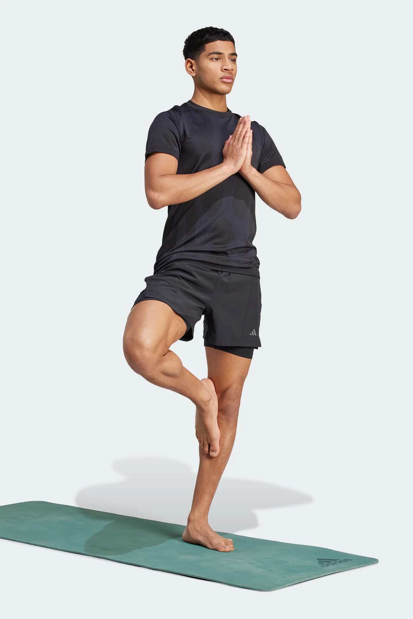 Мужские черные шорты Designed for Training Yoga Premium 2-in-1