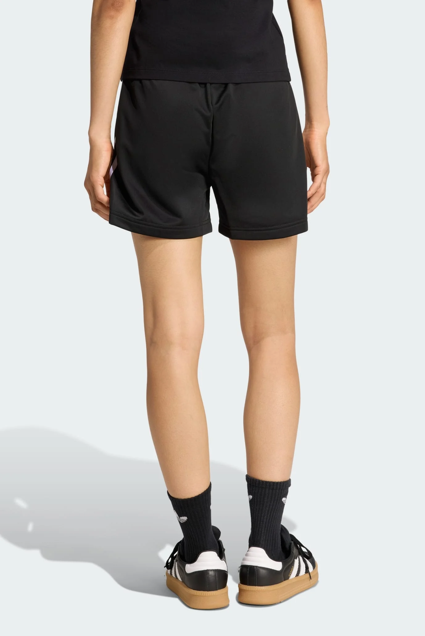 Жіночі чорні шорти FB SHORT adidas KD5569 — MD-Fashion