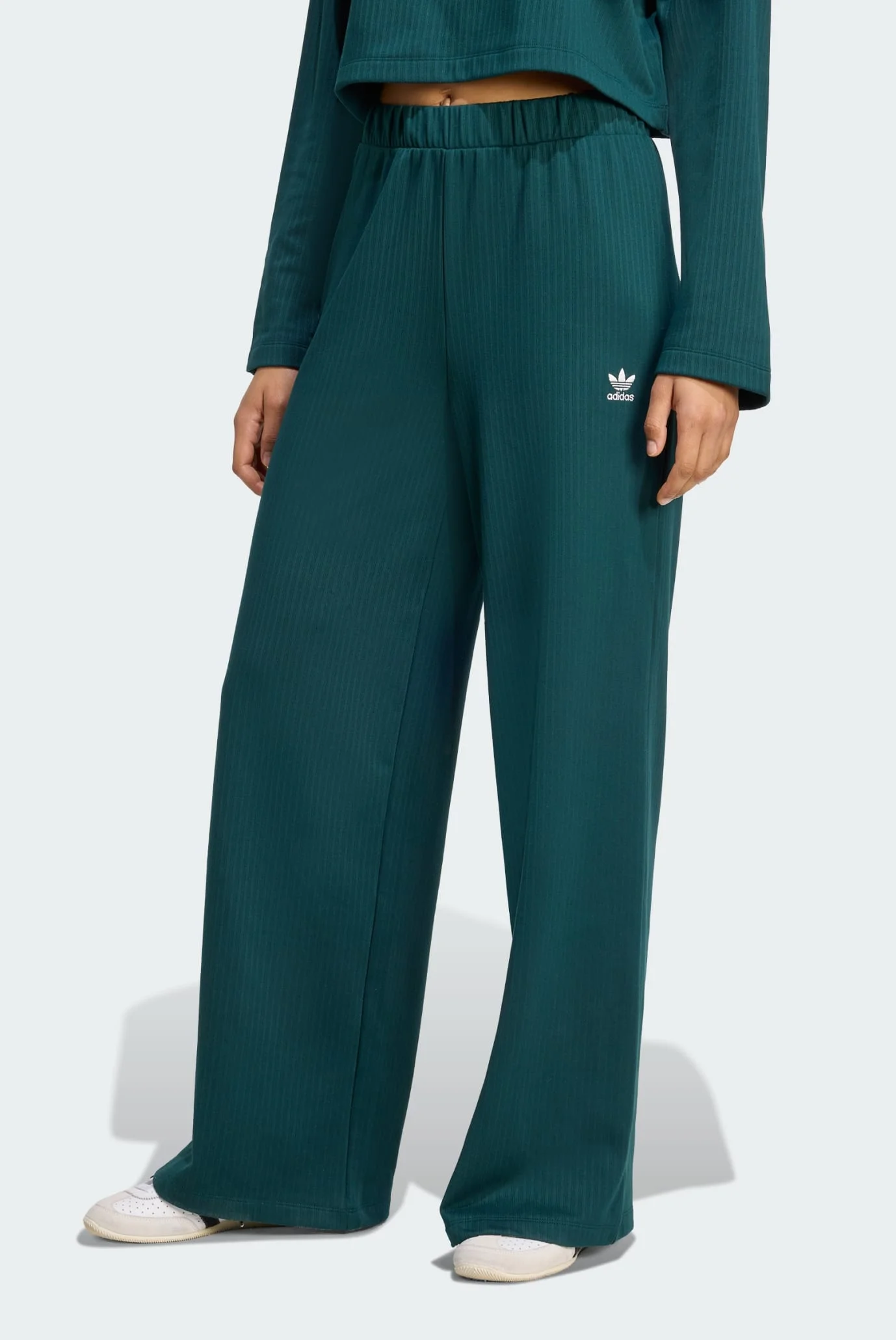 Женские темно-зеленые спортивные брюки Essentials Winterized Wide