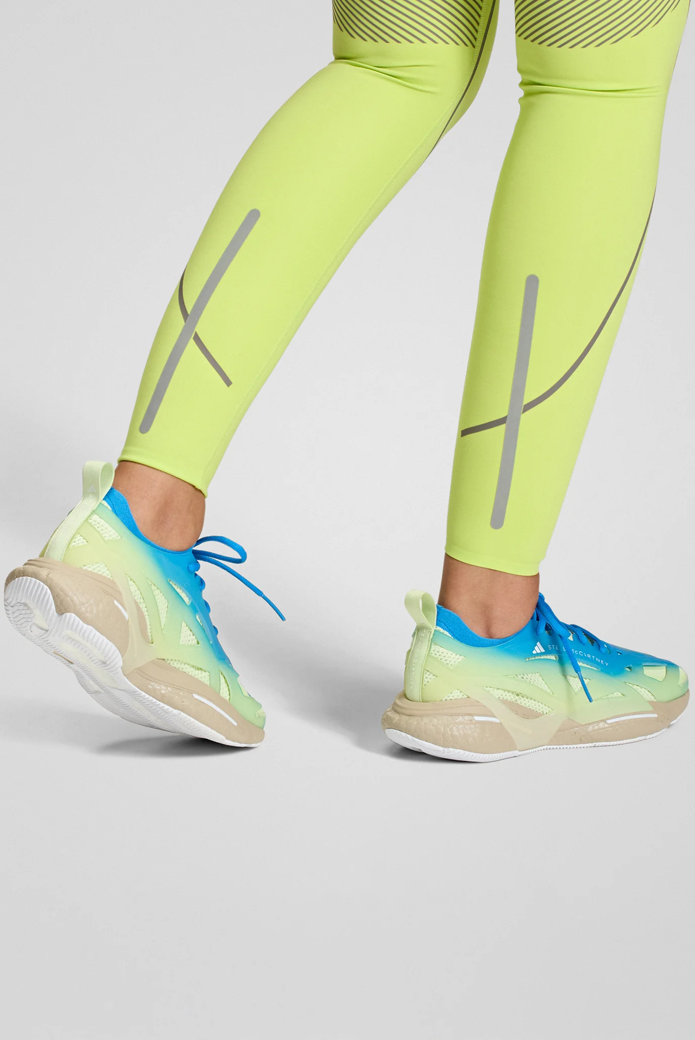 Женские кроссовки adidas by Stella McCartney Solarglide Allover