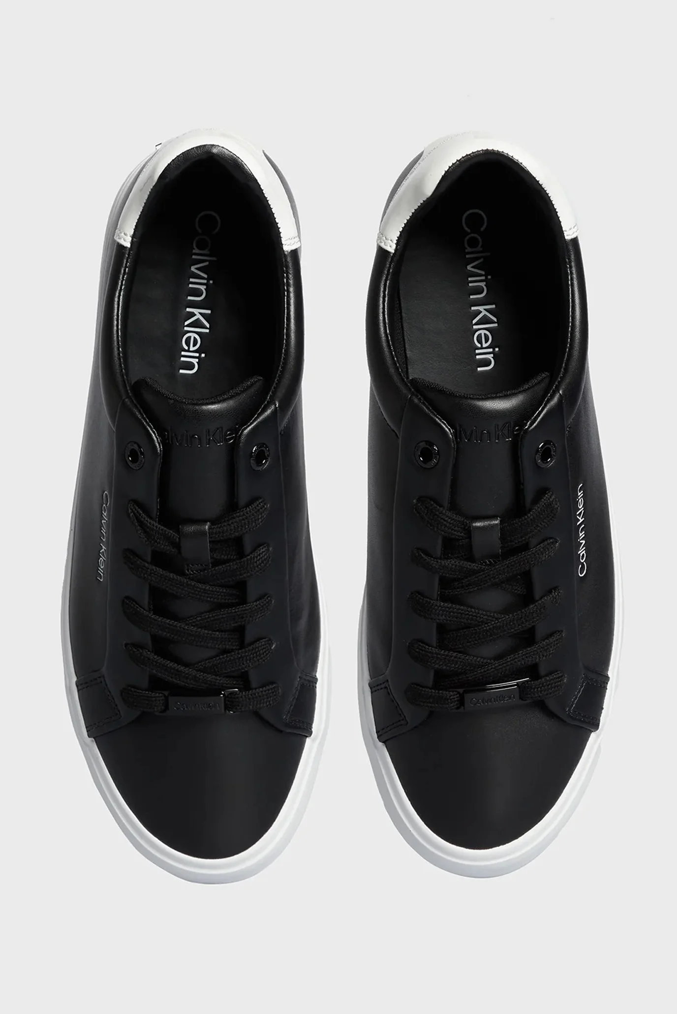 Жіночі чорні шкіряні снікерси VULC LACE UP Calvin Klein HW0HW01681