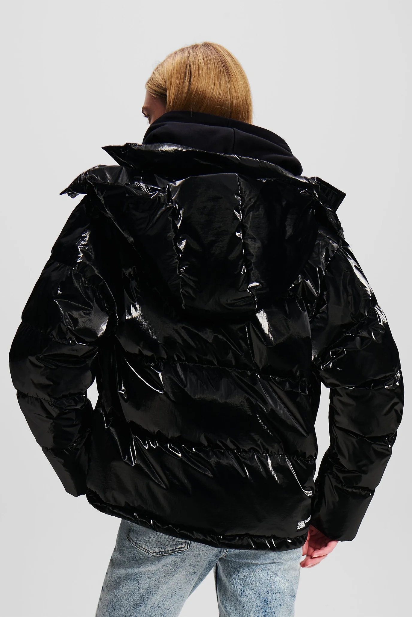 極美品　カフェドシクリステ ミカエラ ブラック XL zhenskaya-chernaya-kurtka-karl