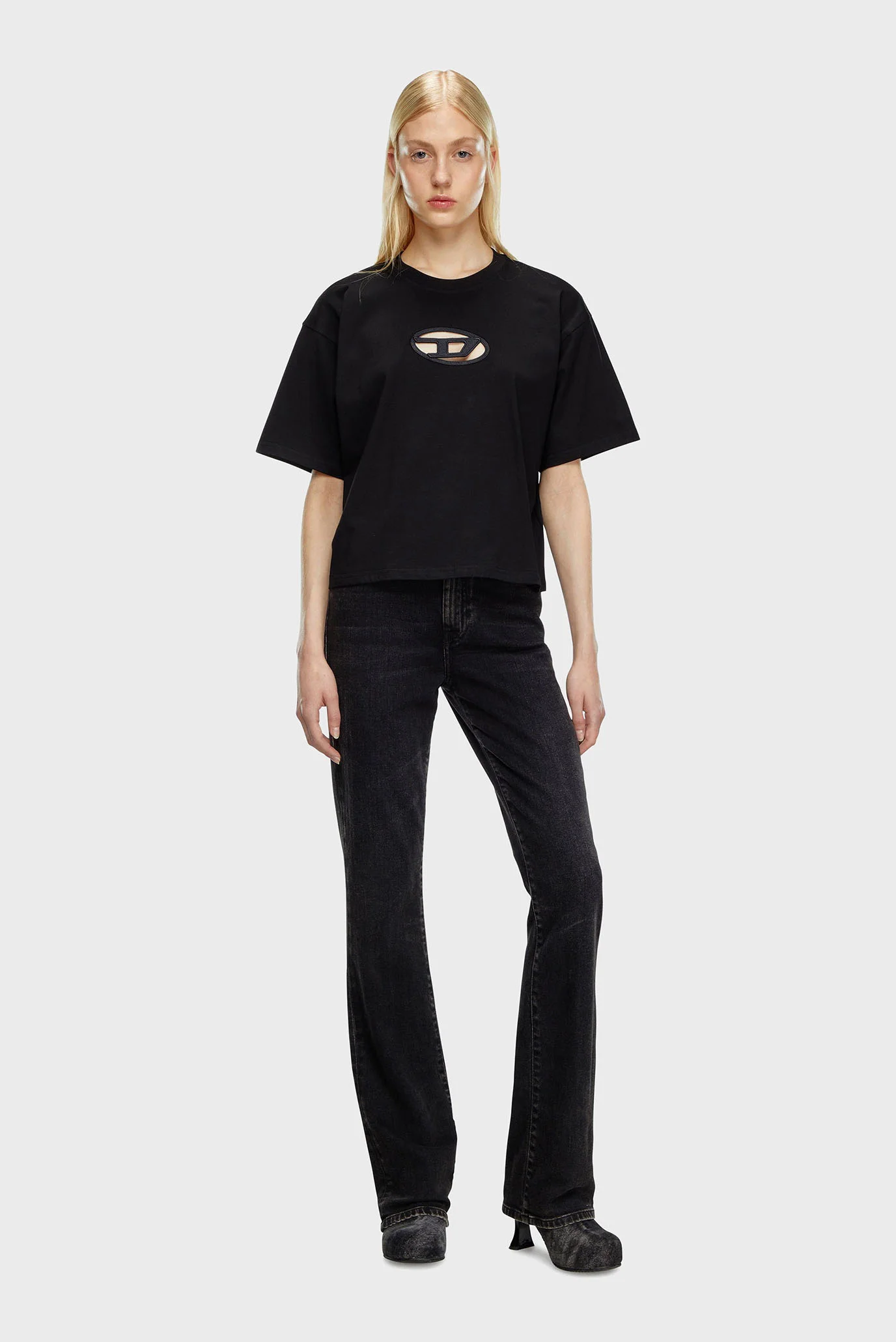 Жіноча чорна футболка T-BUXT-CROP-OD Diesel A15096 0NIAX — MD-Fashion