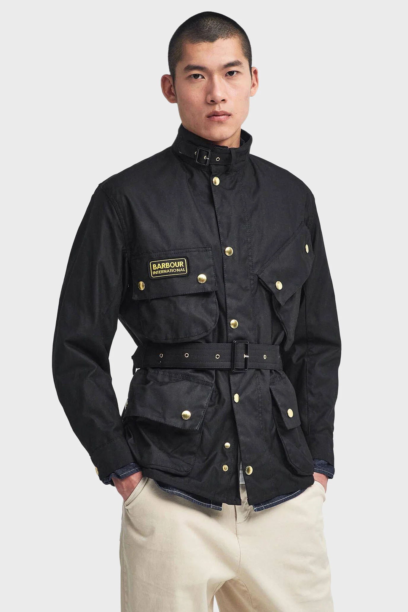 Мужская черная вощеная куртка Barbour International MWX0004BK51