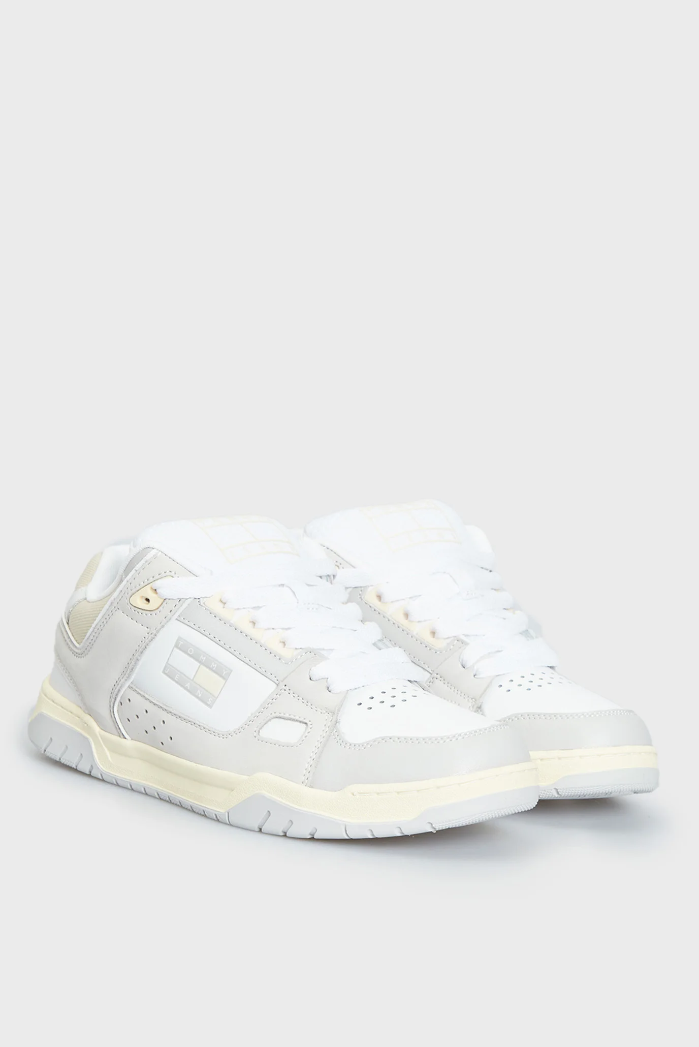 Чоловічі білі кросівки SKATE SNEAKER Tommy Jeans EM0EM01134 — MD