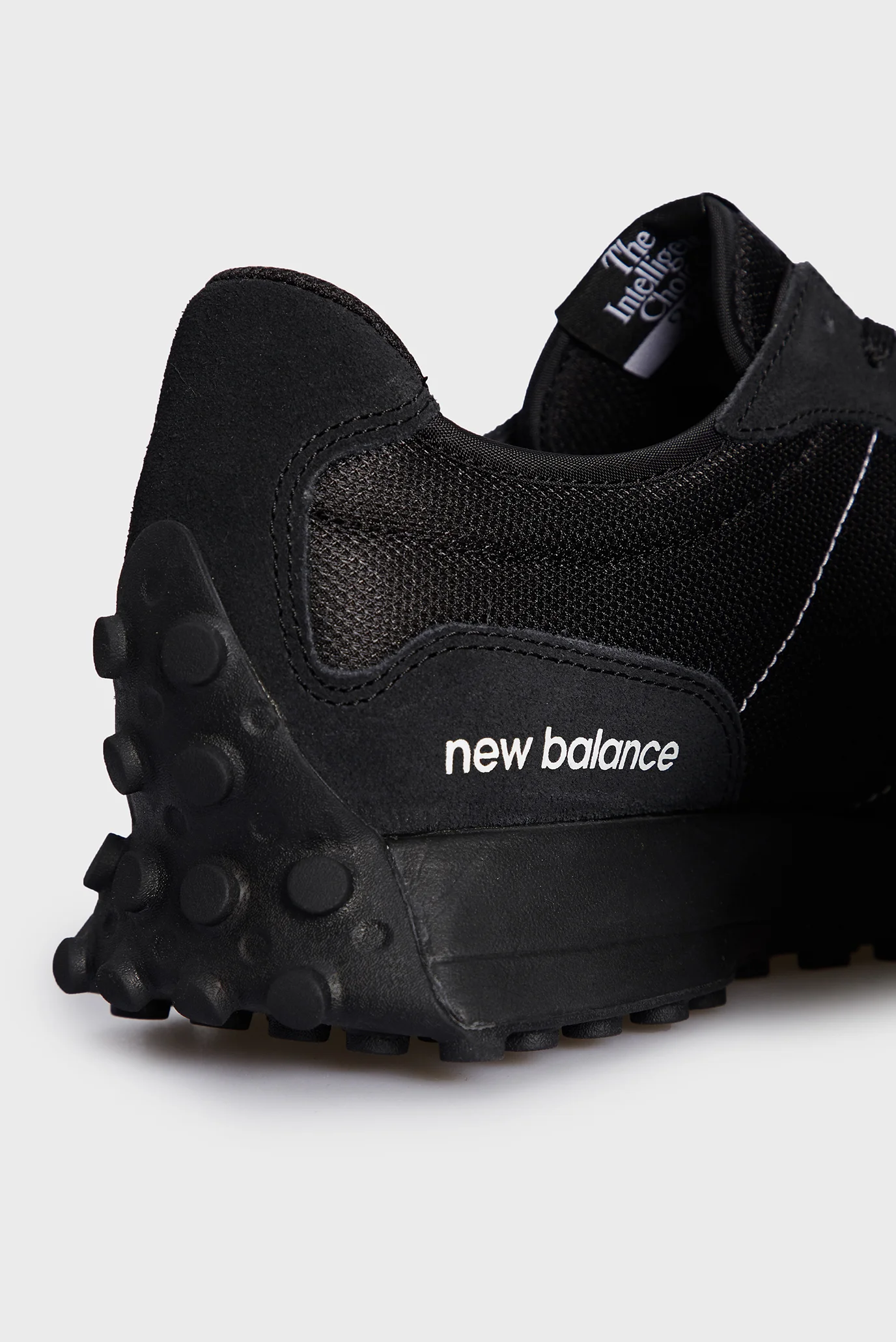 Мужские черные кроссовки 327 New Balance MS327CTB — MD-Fashion