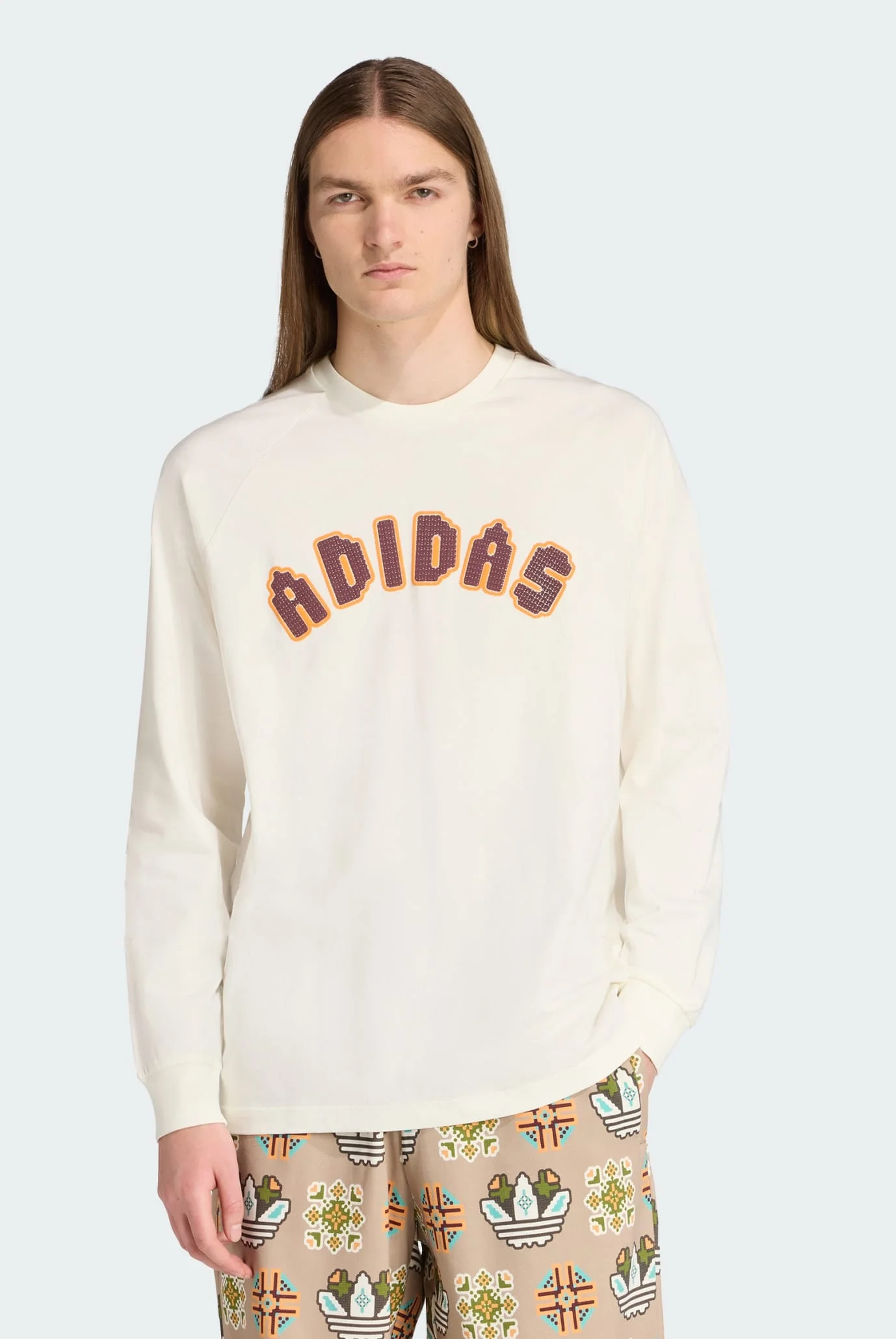 Чоловічий білий лонгслів Tiles Loose adidas JY2999 — MD-Fashion