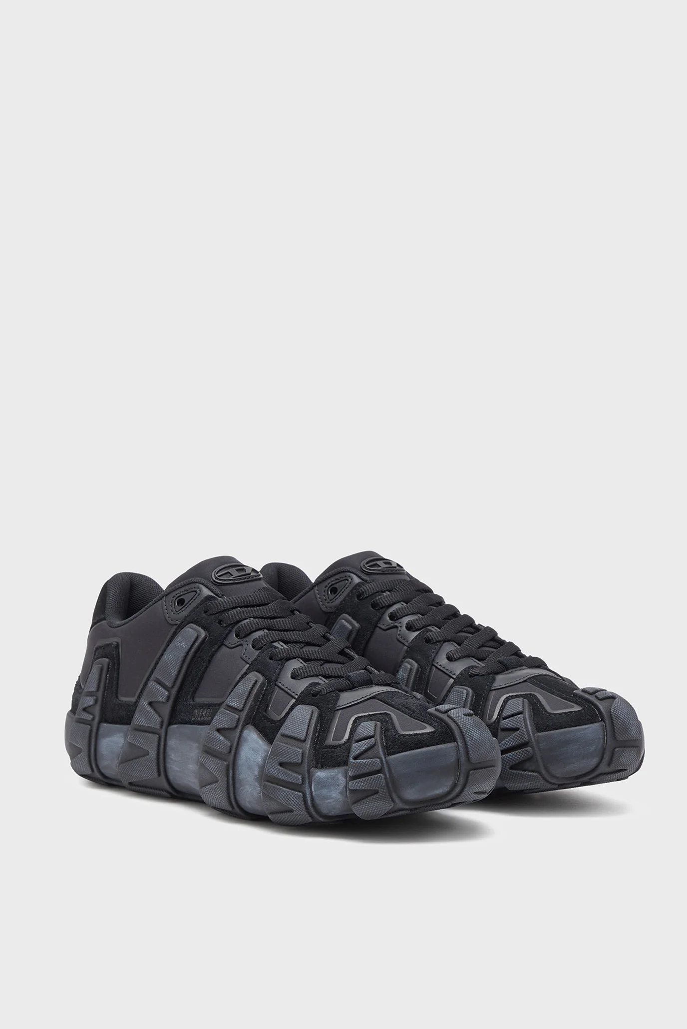 Чоловічі чорні кросівки GRIFFE Diesel Y03642 P8409 — MD-Fashion