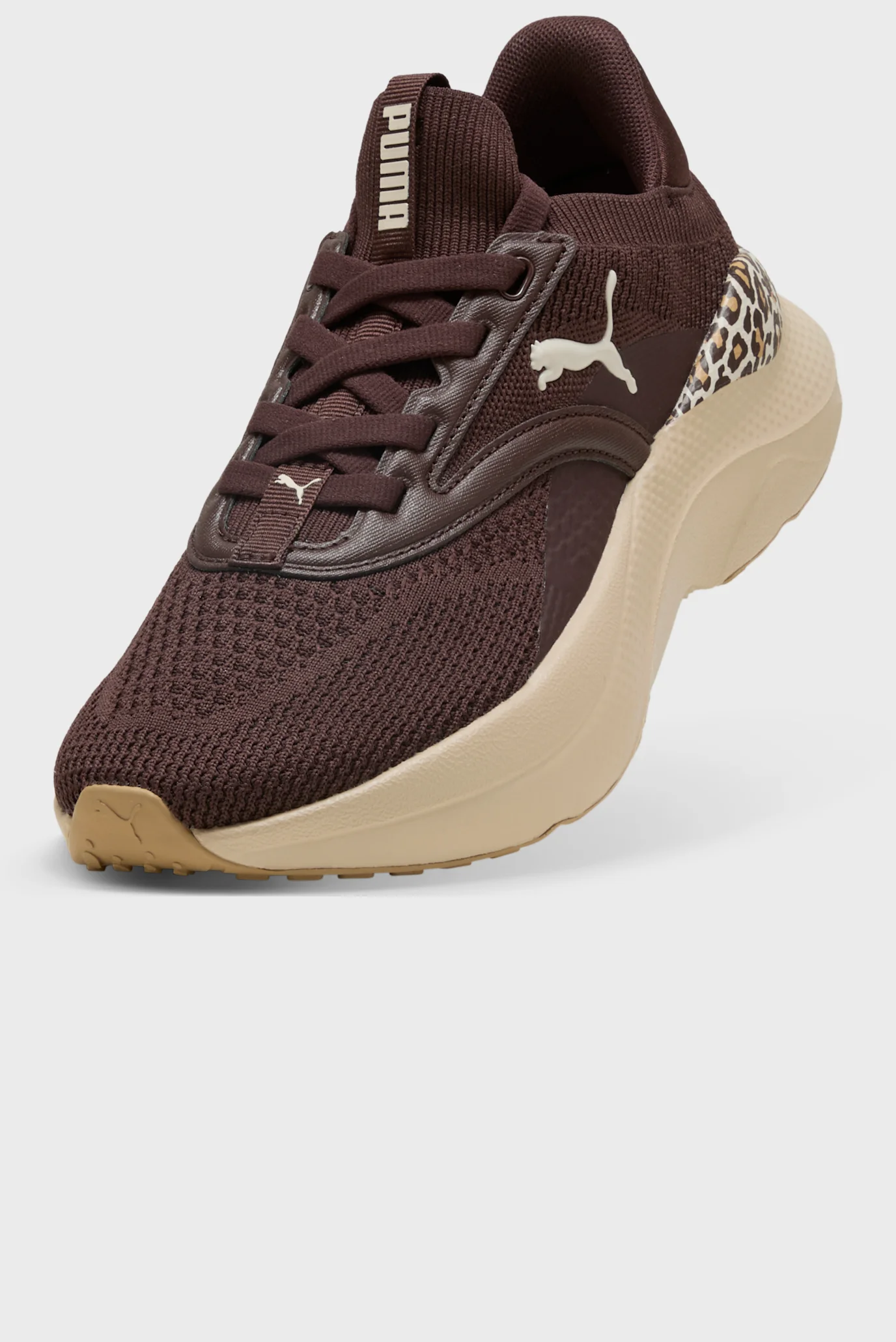 Женские коричневые кроссовки SOFTRIDE Mayve Animal Sneakers Women