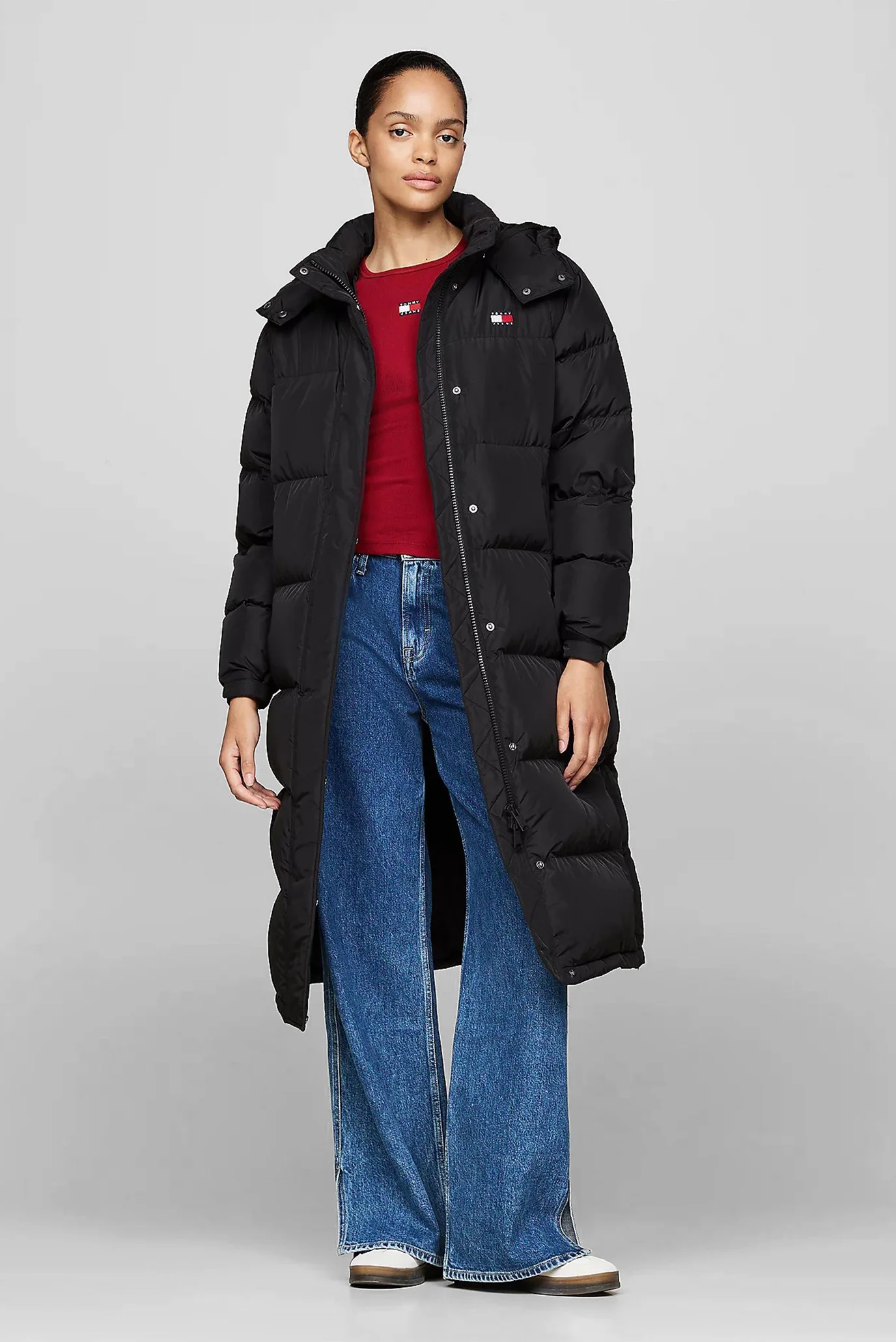 TOMAHAWKS ダウン Женский черный пуховик TJW ALASKA LONG PUFFER EXT Tommy Jeans