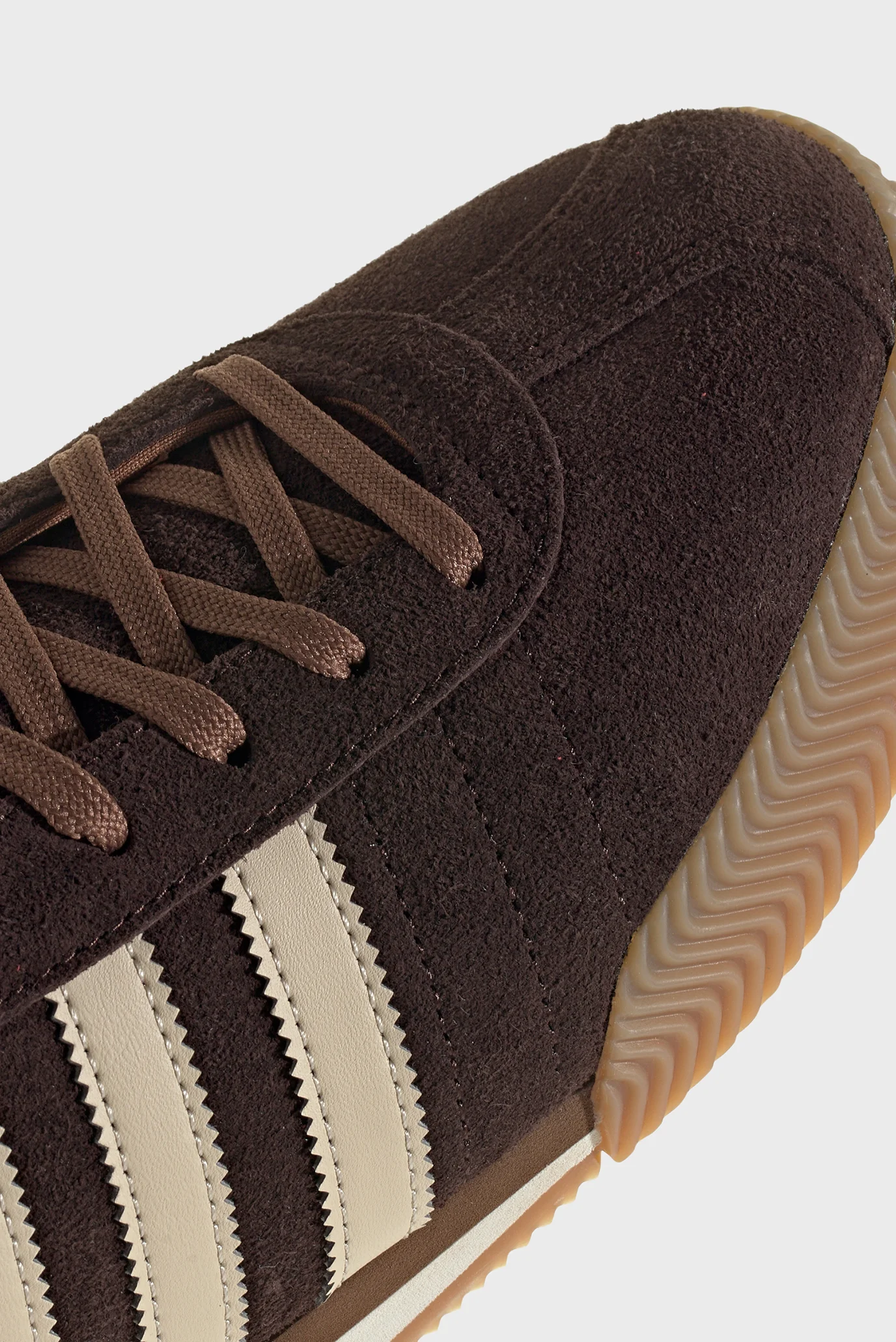 Коричневые замшевые кроссовки SAMBA 62 SUPER adidas IH4381 — MD