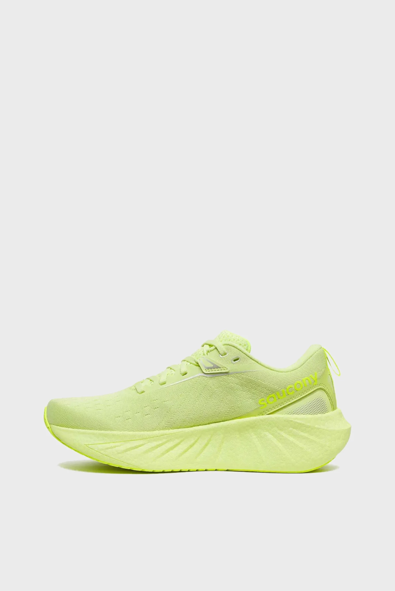 Жіночі салатові кросівки TRIUMPH 22 Saucony S10964-152 — MD-Fashion