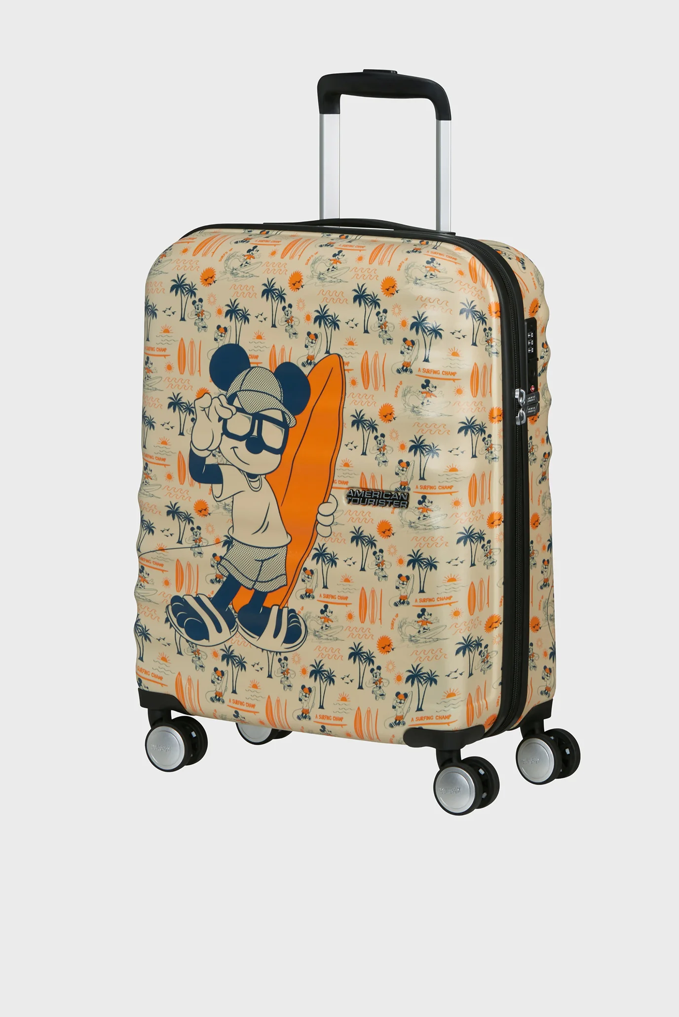 Чемодан 55 см WAVEBREAKER DISNEY MICKEY SUPER SURFER American