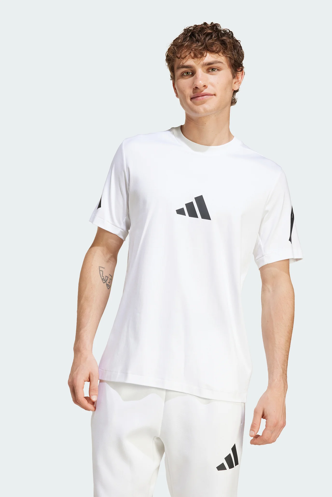 Мужская белая футболка adidas Z.N.E. adidas JE3078 — MD-Fashion