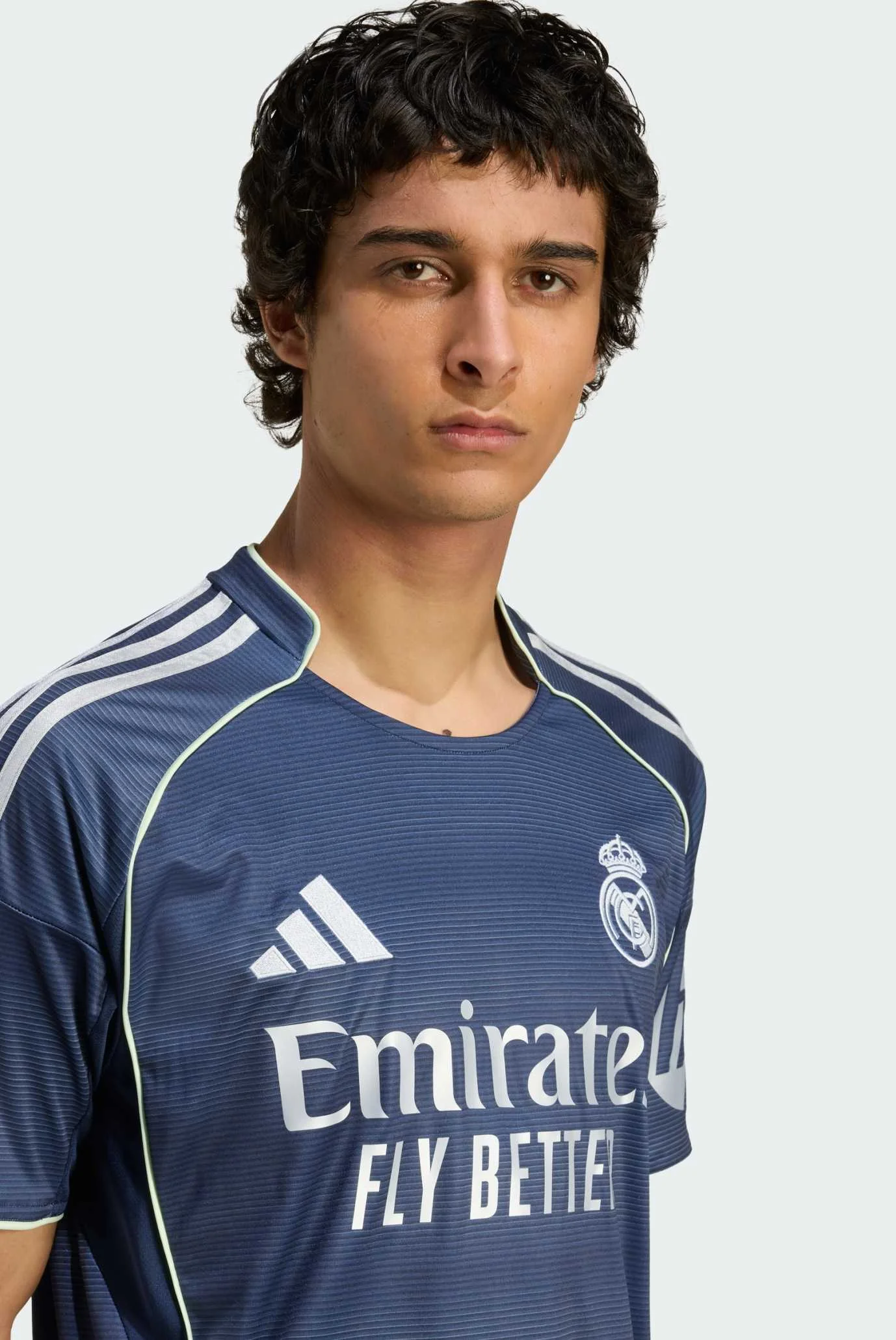 Мужская темно-синяя футболка Real Madrid 25/26 Away adidas JJ4182