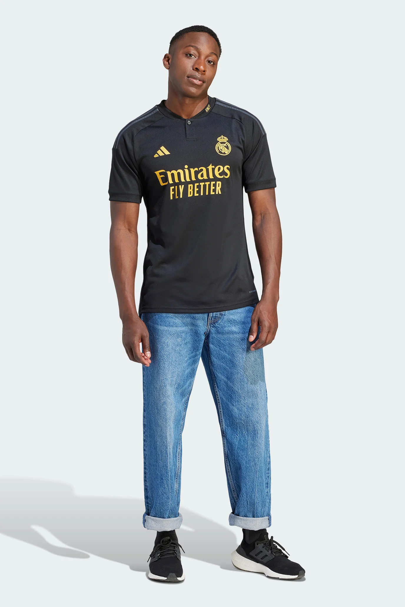 Чоловіча чорна футболка Real Madrid 23/24 adidas IN9846 — MD-Fashion