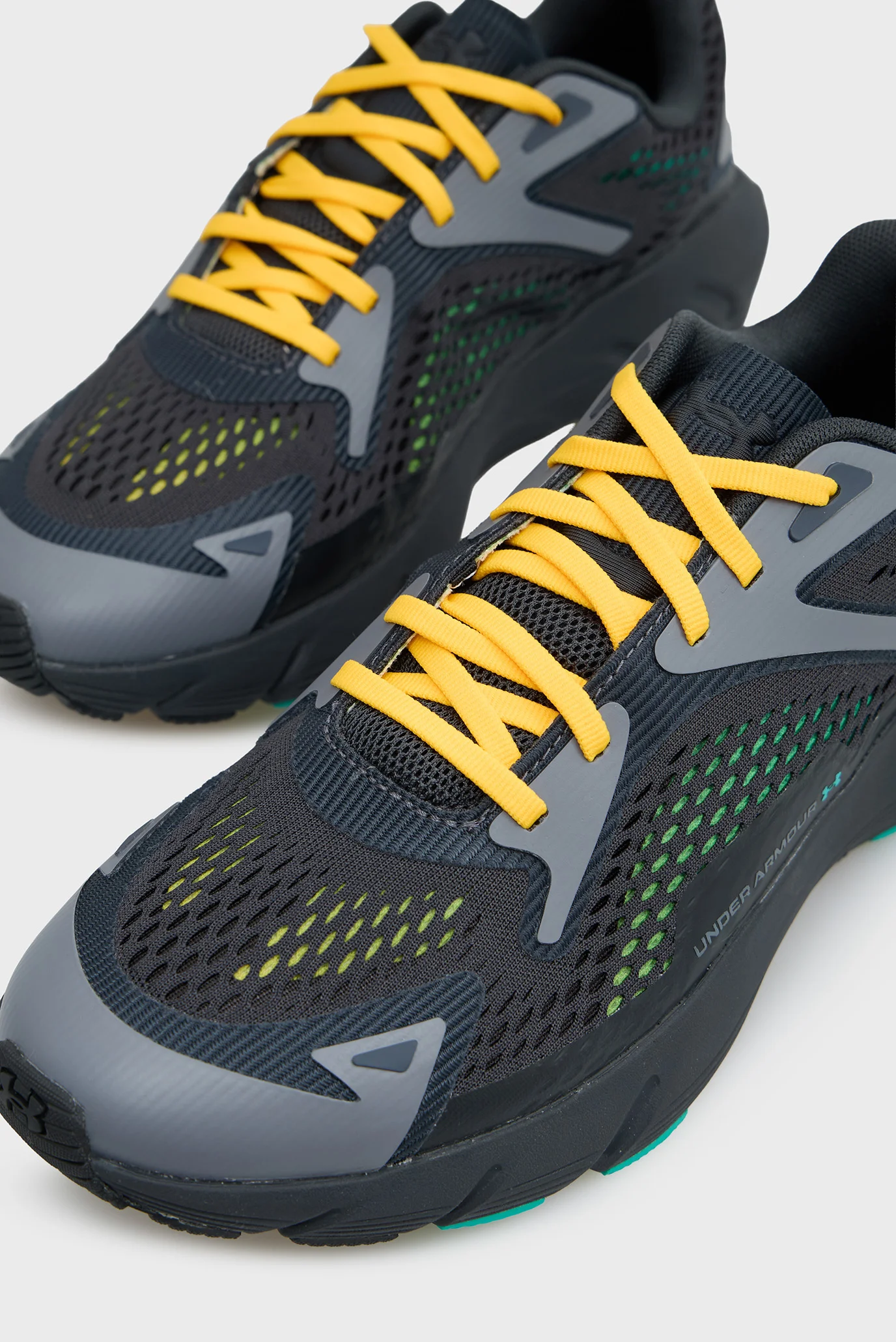 Черные кроссовки UA Aura Under Armour 6005279-016 — MD-Fashion