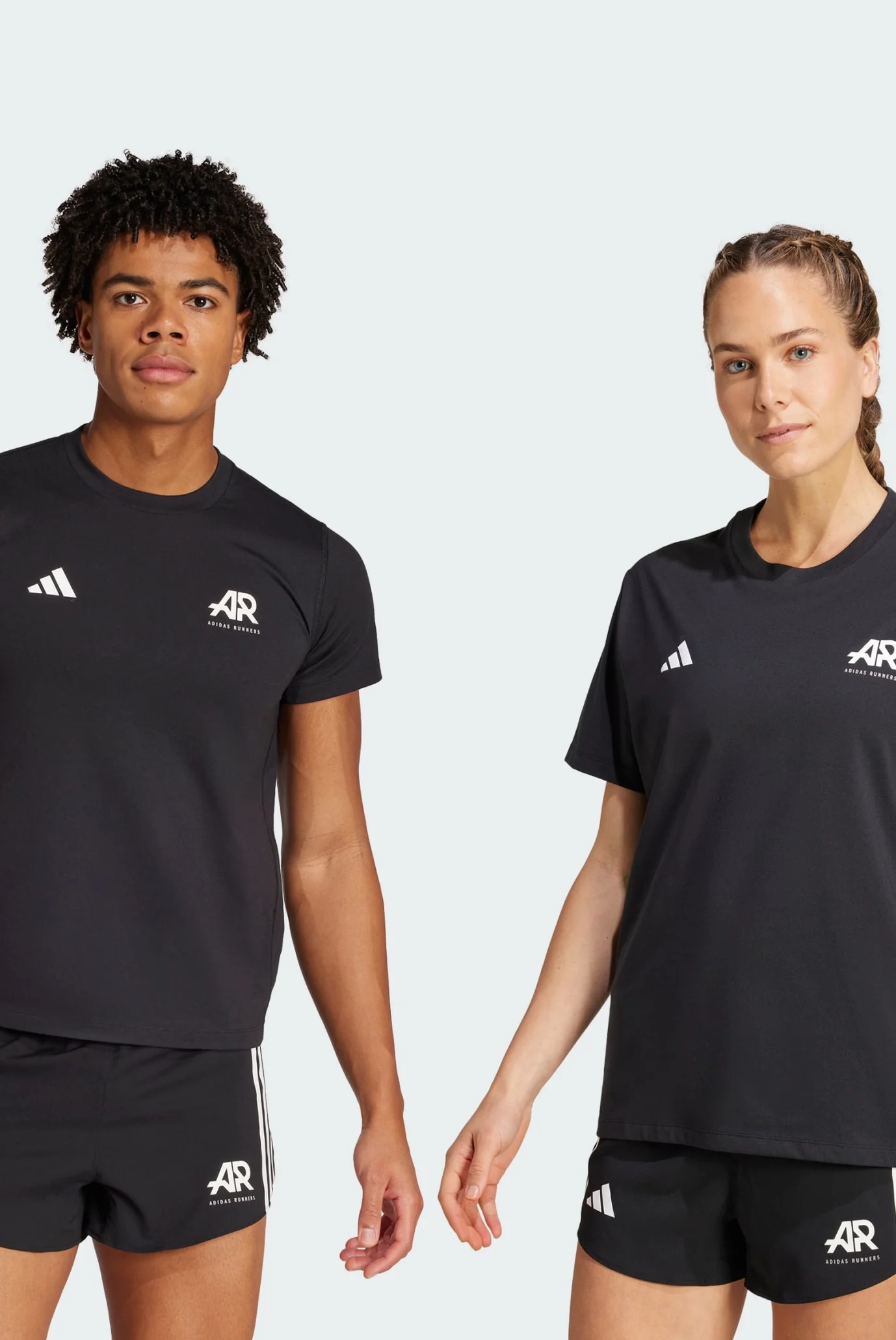 Черная футболка Runners T-Shirt (унисекс) adidas JC7366 — MD-Fashion