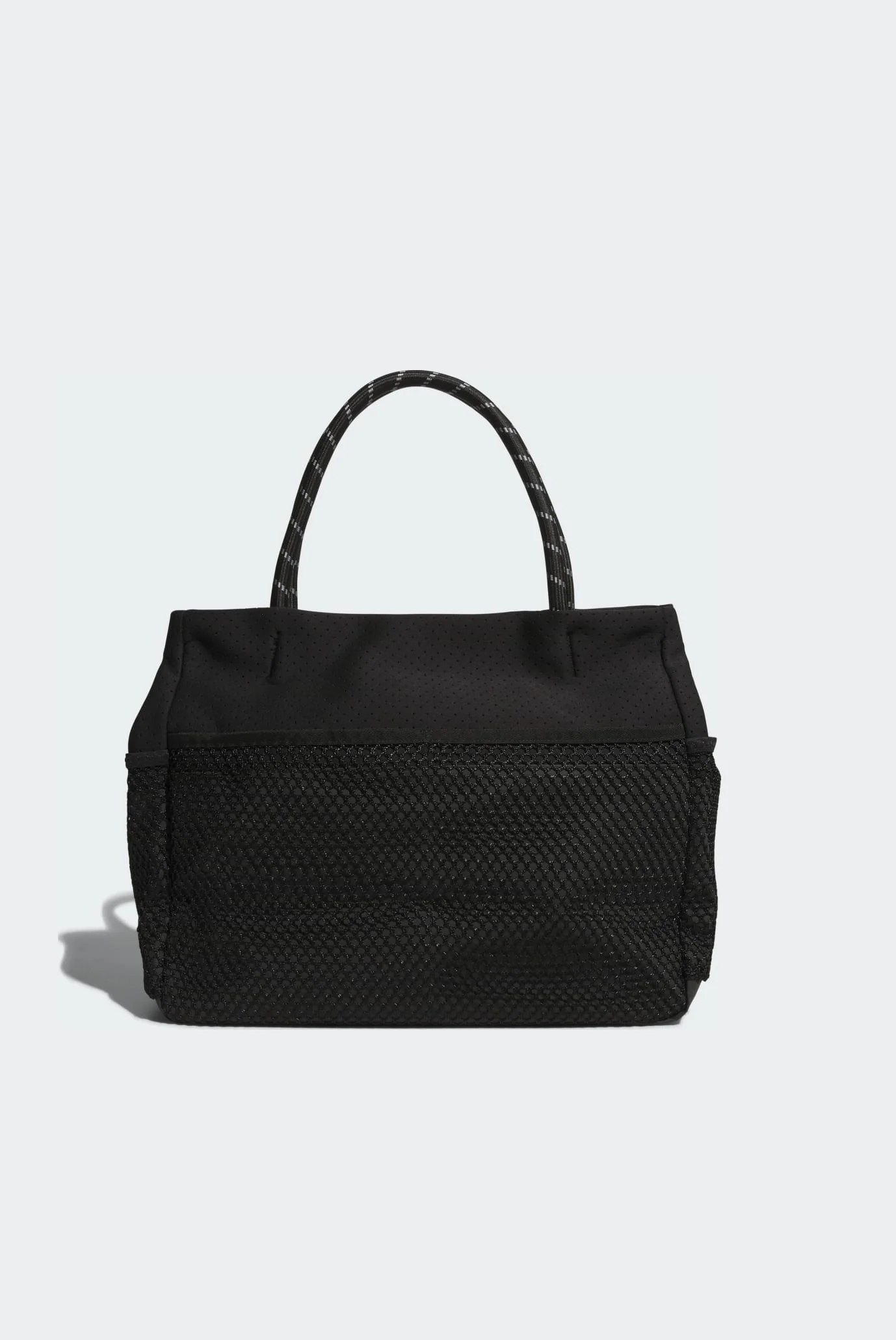 Черная сумка MUST HAVES TOTE SEASONAL adidas JZ2127 — MD-Fashion