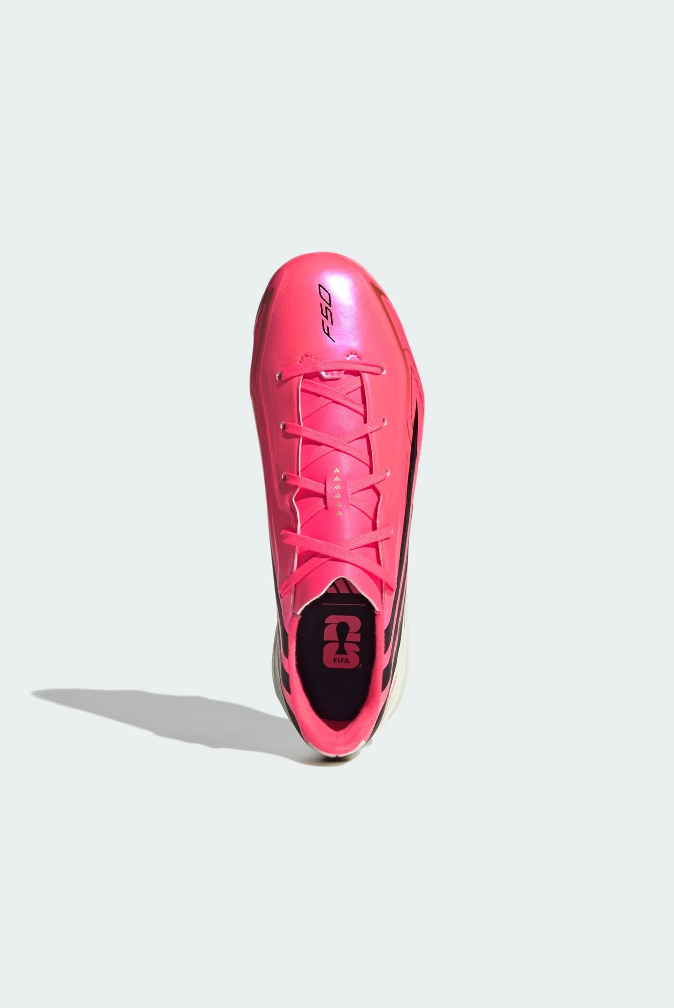 Детские розовые бутсы F50 HYPERFAST LEAGUE Firm Ground Football