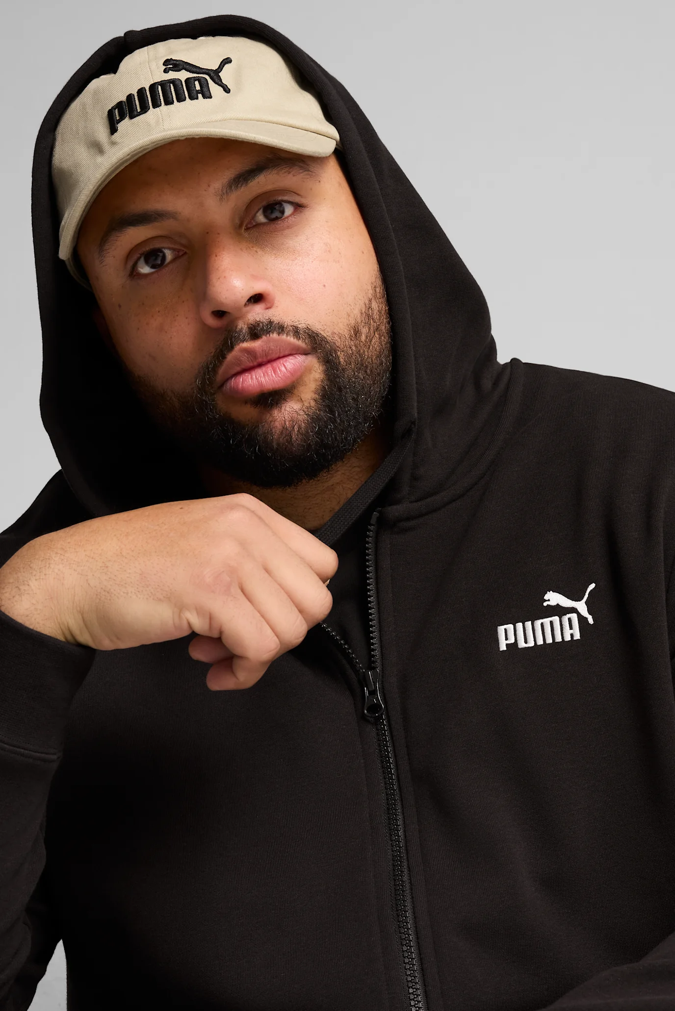 Чоловіче чорне худі Essentials No. 1 Logo Full-Zip Hoodie Men PUMA