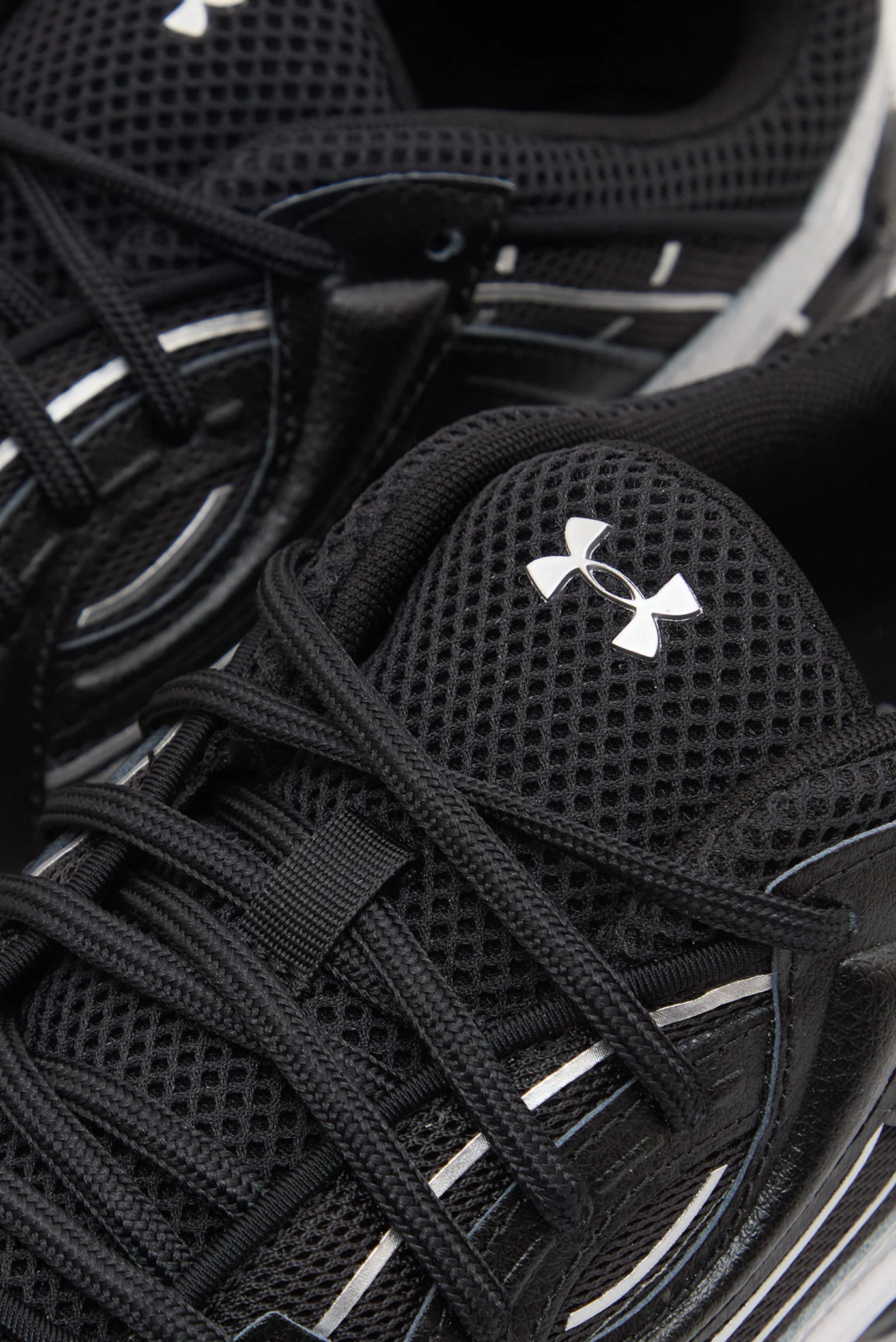 Чорні кросівки UA Sola Under Armour 6005284-004 — MD-Fashion