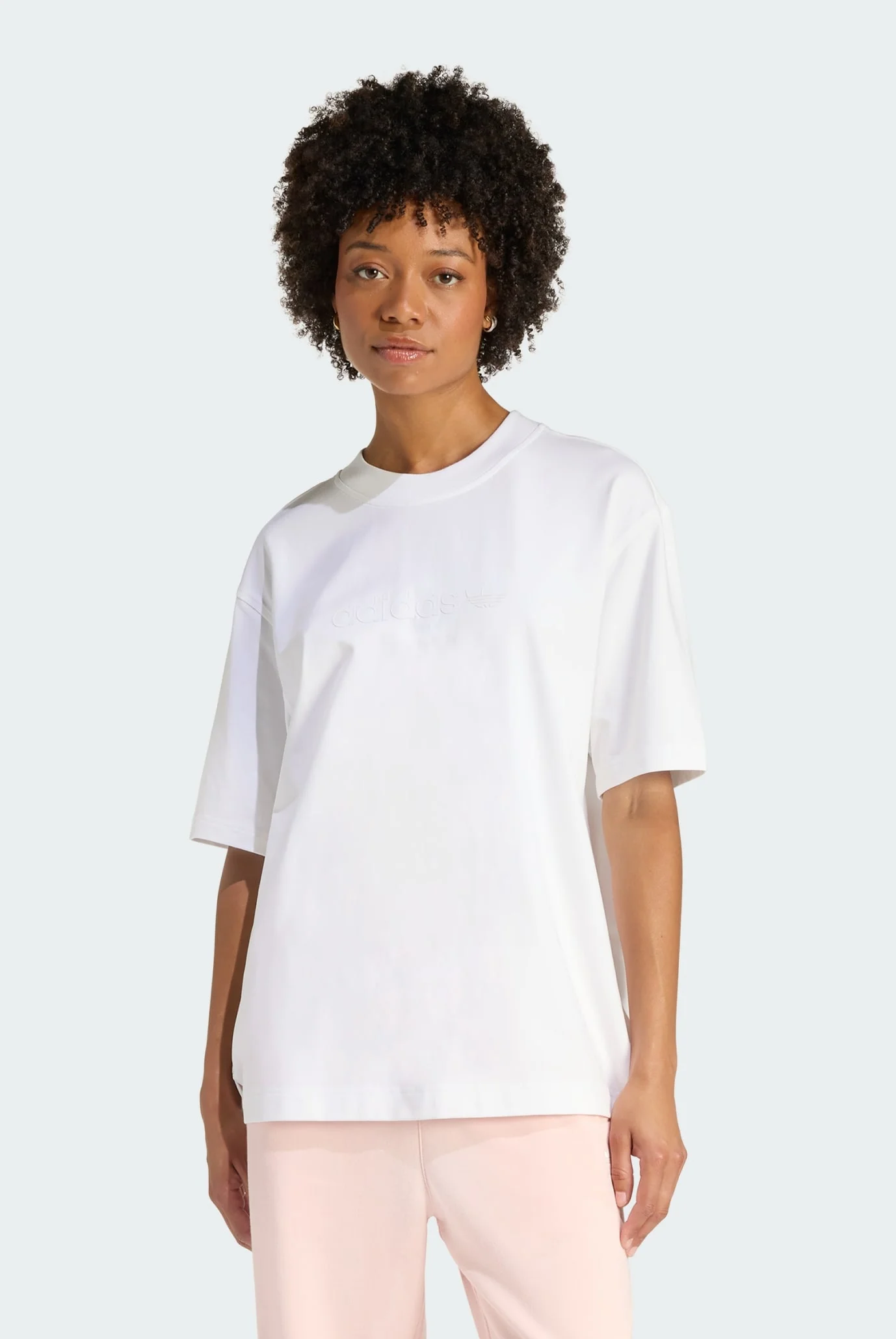 Жіноча біла футболка Essentials Linear Oversized adidas KD1446