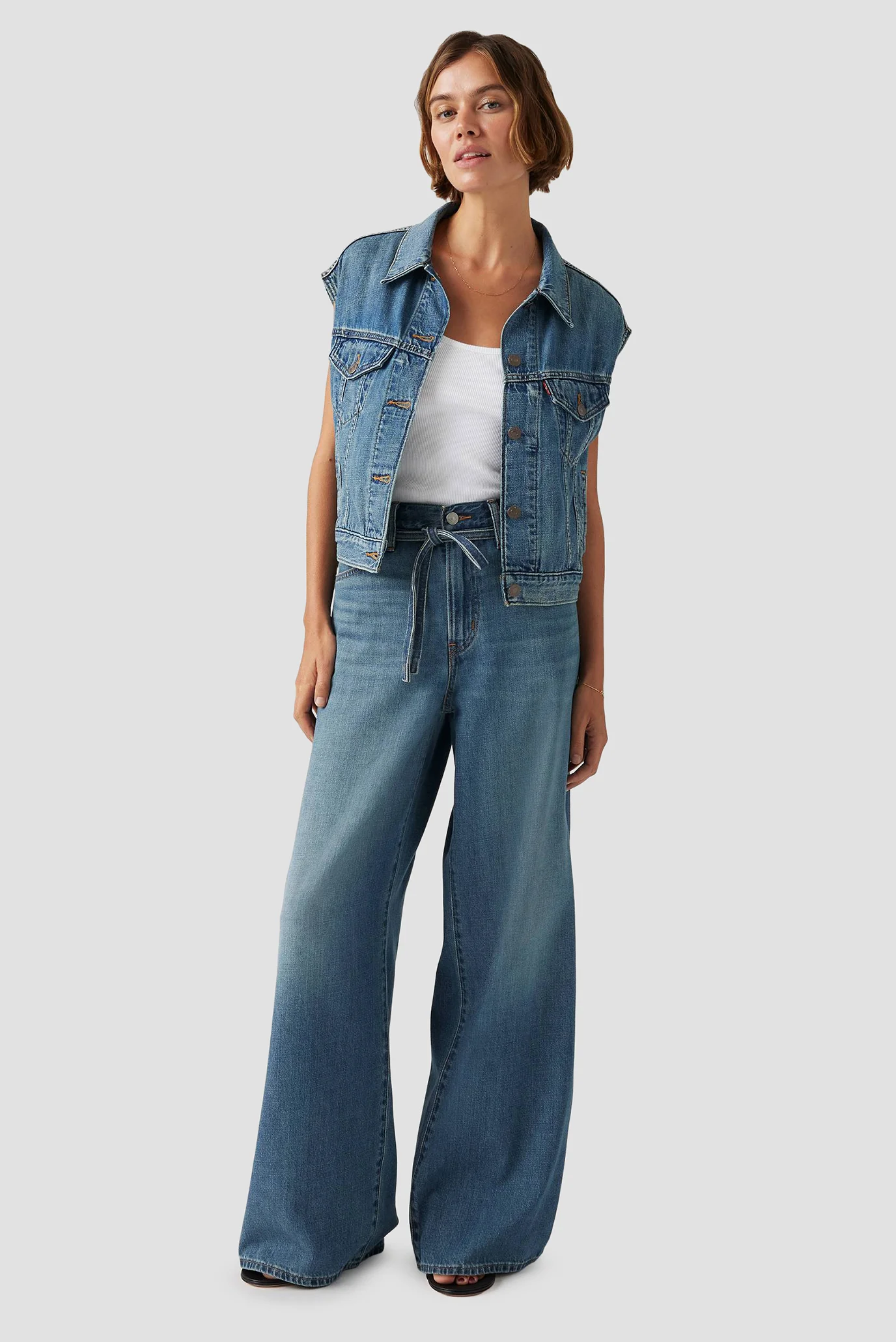 シンアツシン zhinochi-syni-dzhynsy-levis-