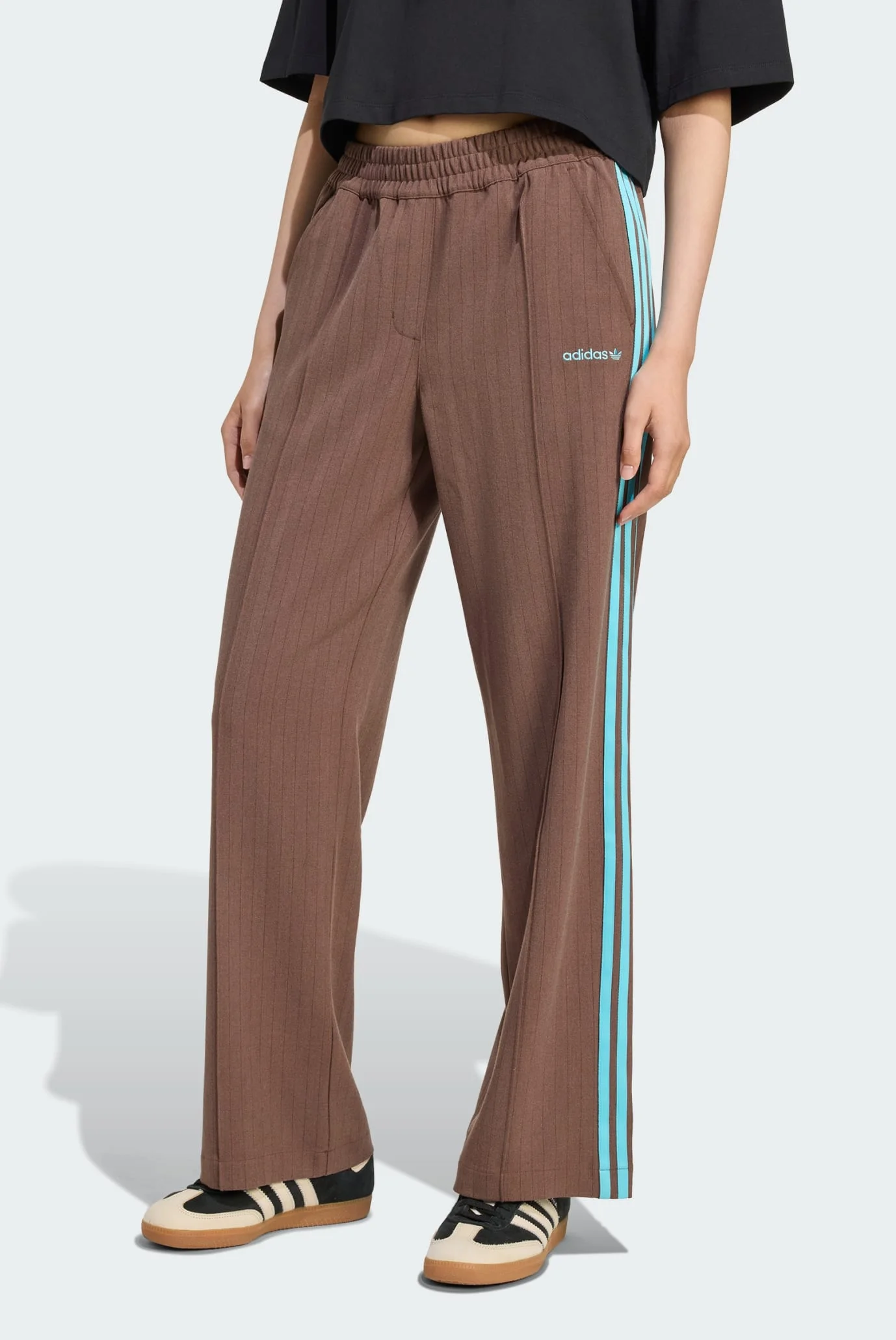 Женские коричневые спортивные брюки Tailored adidas JX5308 — MD