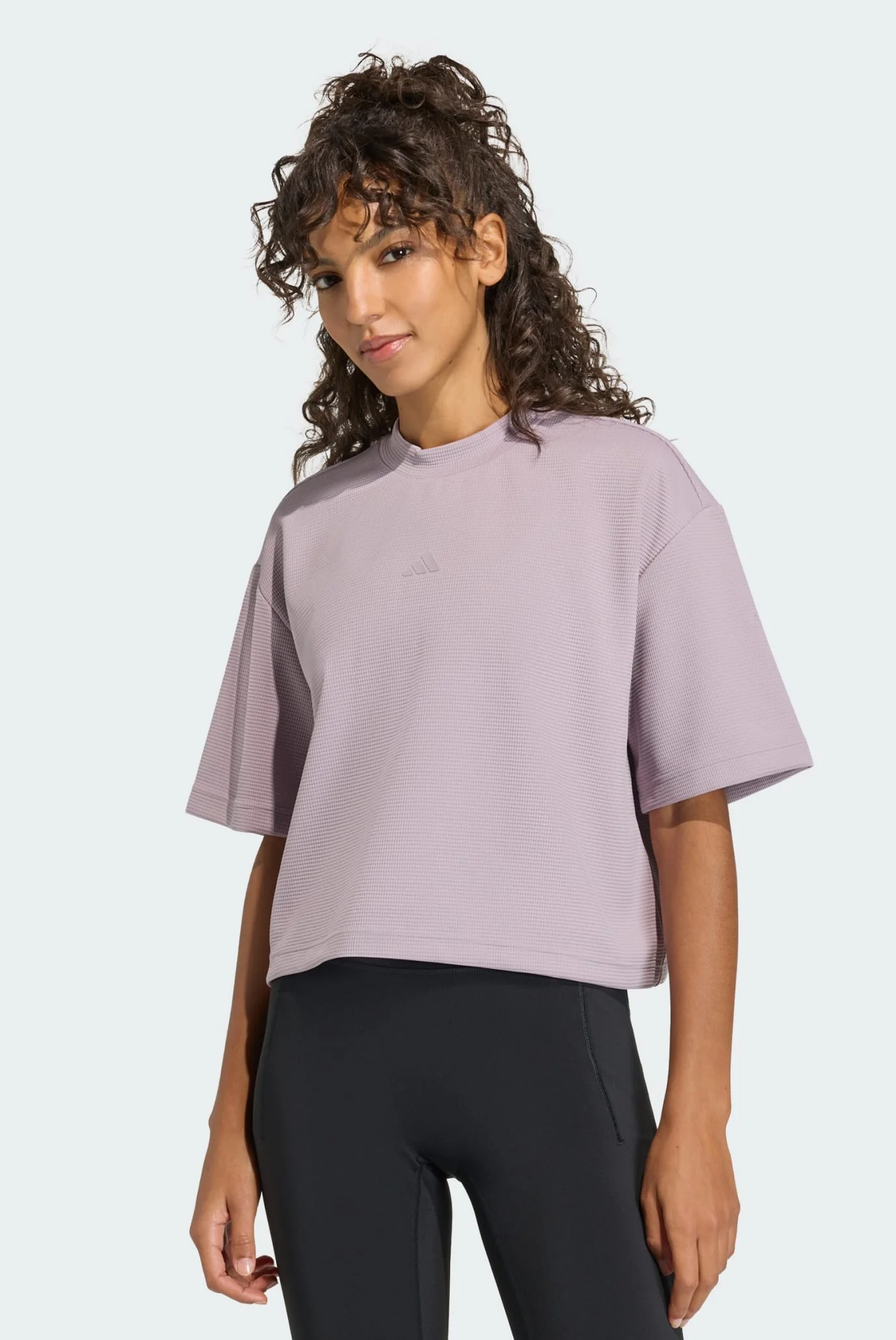 トップス GAUZEJERSEYDOUBLESLEEVETOPFUMIKAUCHIDA Жіноча бузкова футболка Yoga Motion Waffle adidas KD2706 — MD-Fashion