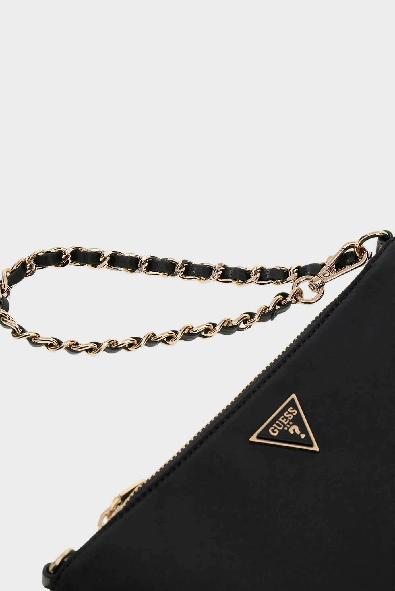 Женская черная косметичка Guess PW7551.P6122;BLA — MD-Fashion