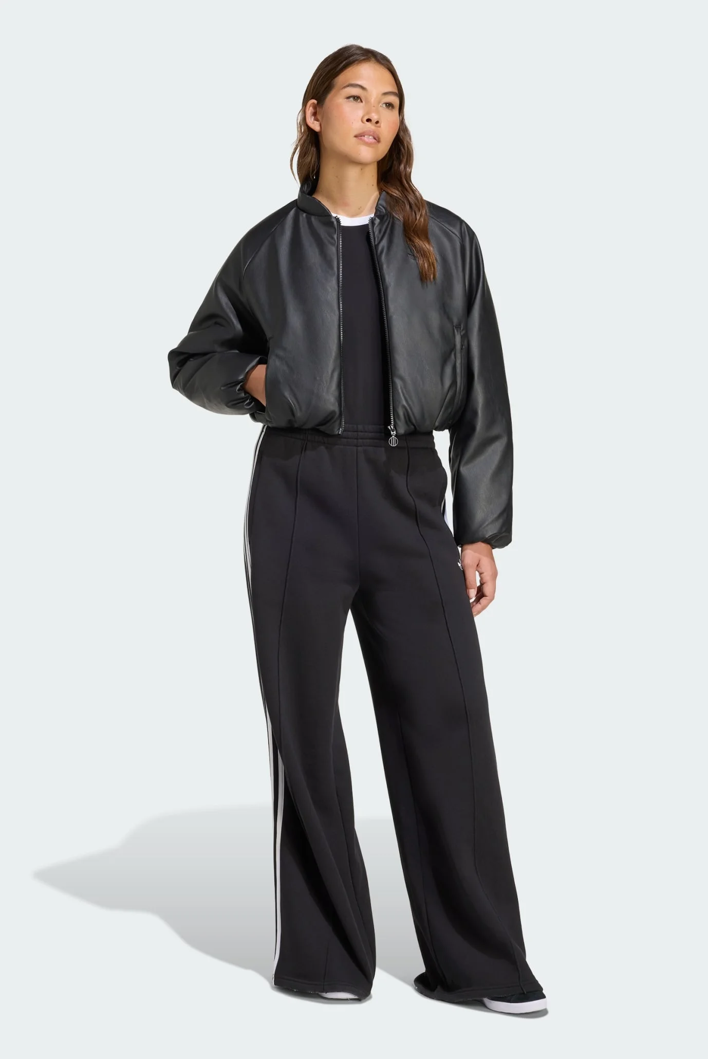 Женский черный бомбер Pleather Bomber Synthetic Down adidas JX5332