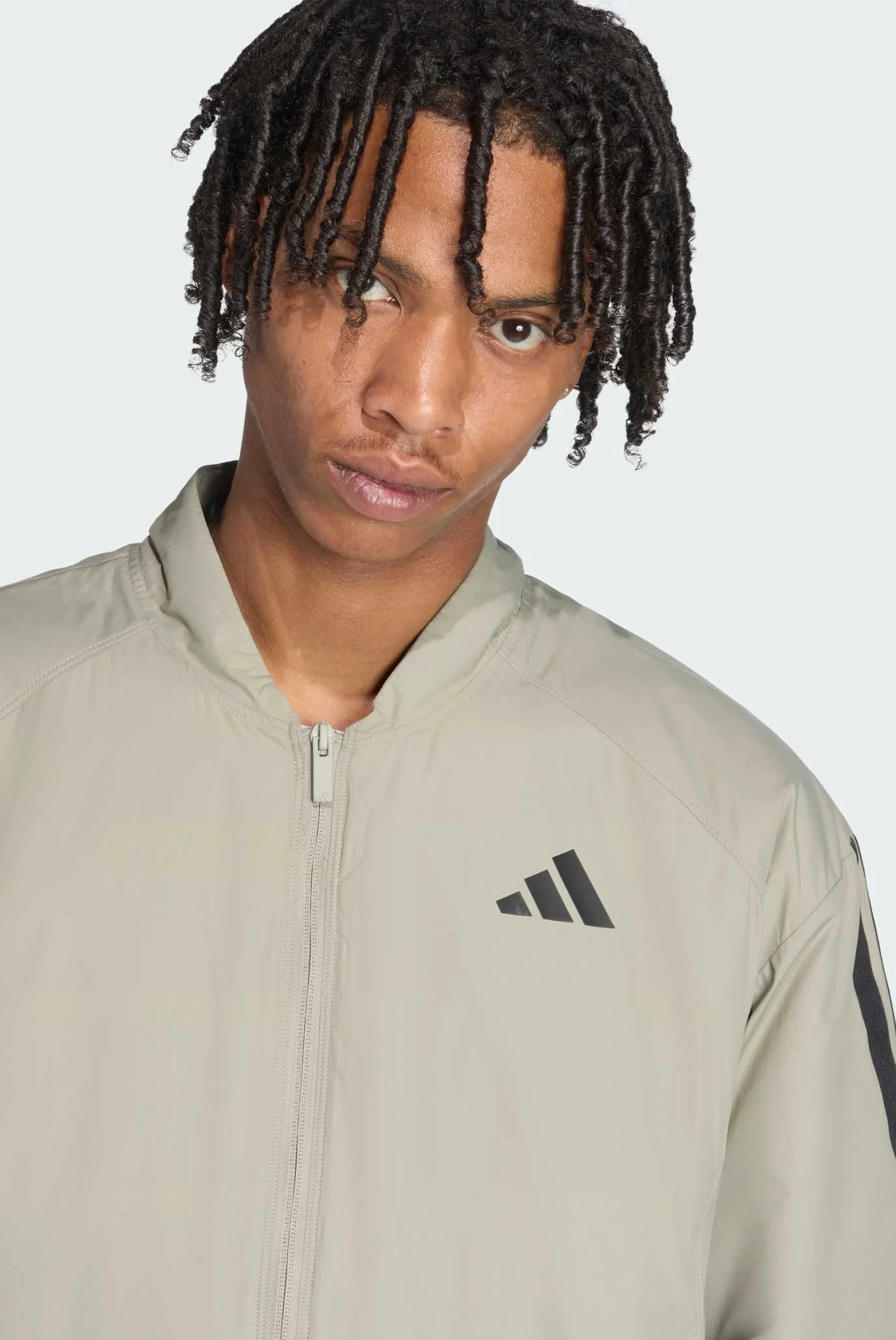 Мужской оливковый бомбер Essentials CLIMAWARM 3-Stripes Insulated