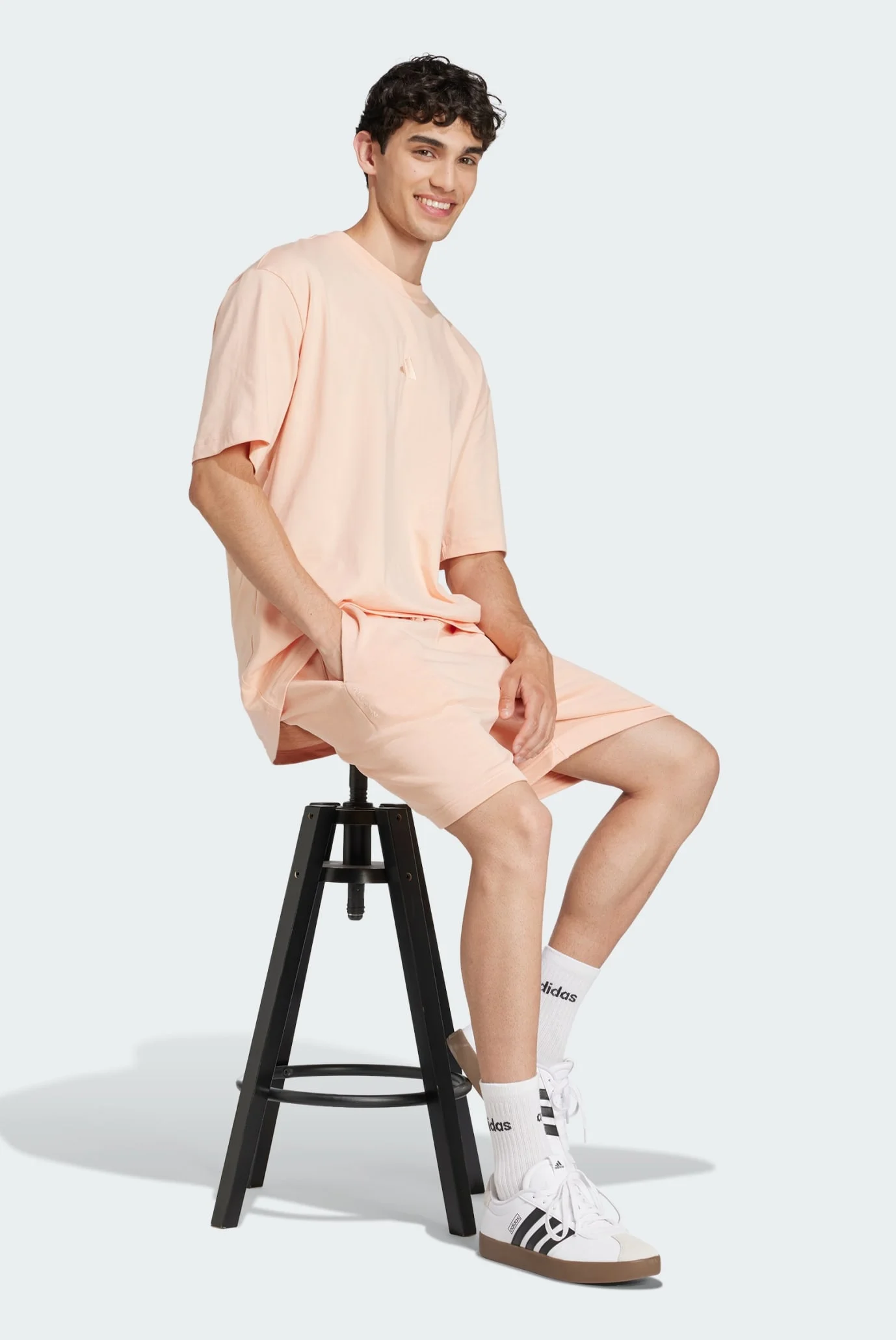 Чоловічі пудрові шорти adidas X Zwide adidas JG0991 — MD-Fashion