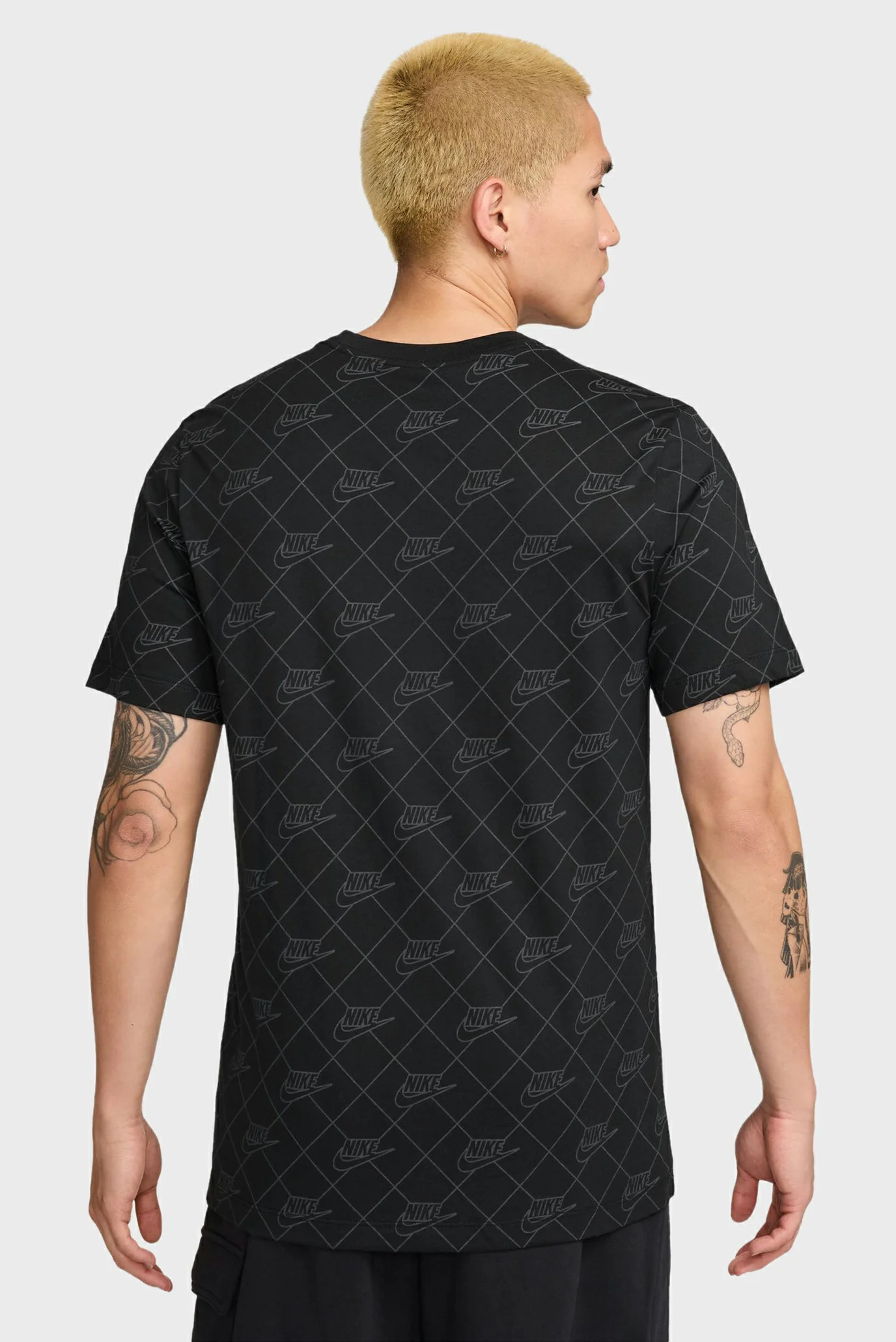 Мужская черная футболка с узором M NSW TEE AOP SSNL CLUB Nike