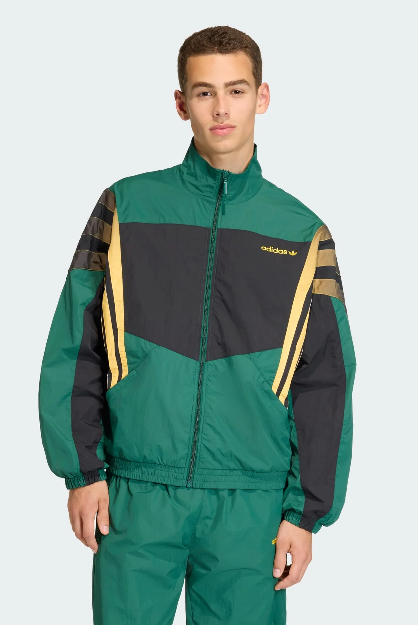 curia’s shop Чоловіча зелена спортивна кофта SANTIAGO adidas KS8325 — MD-Fashion