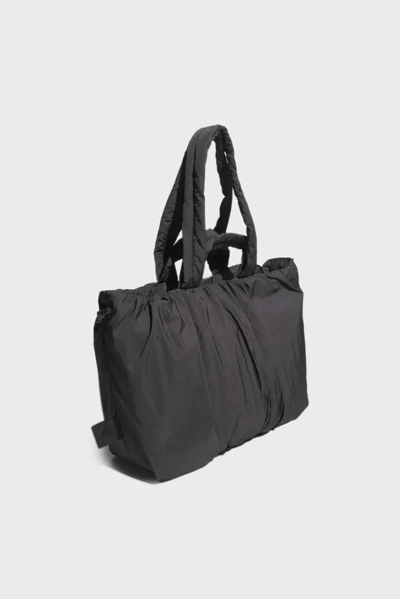 Женская черная сумка MUST HAVES TOTE adidas JZ2141 — MD-Fashion