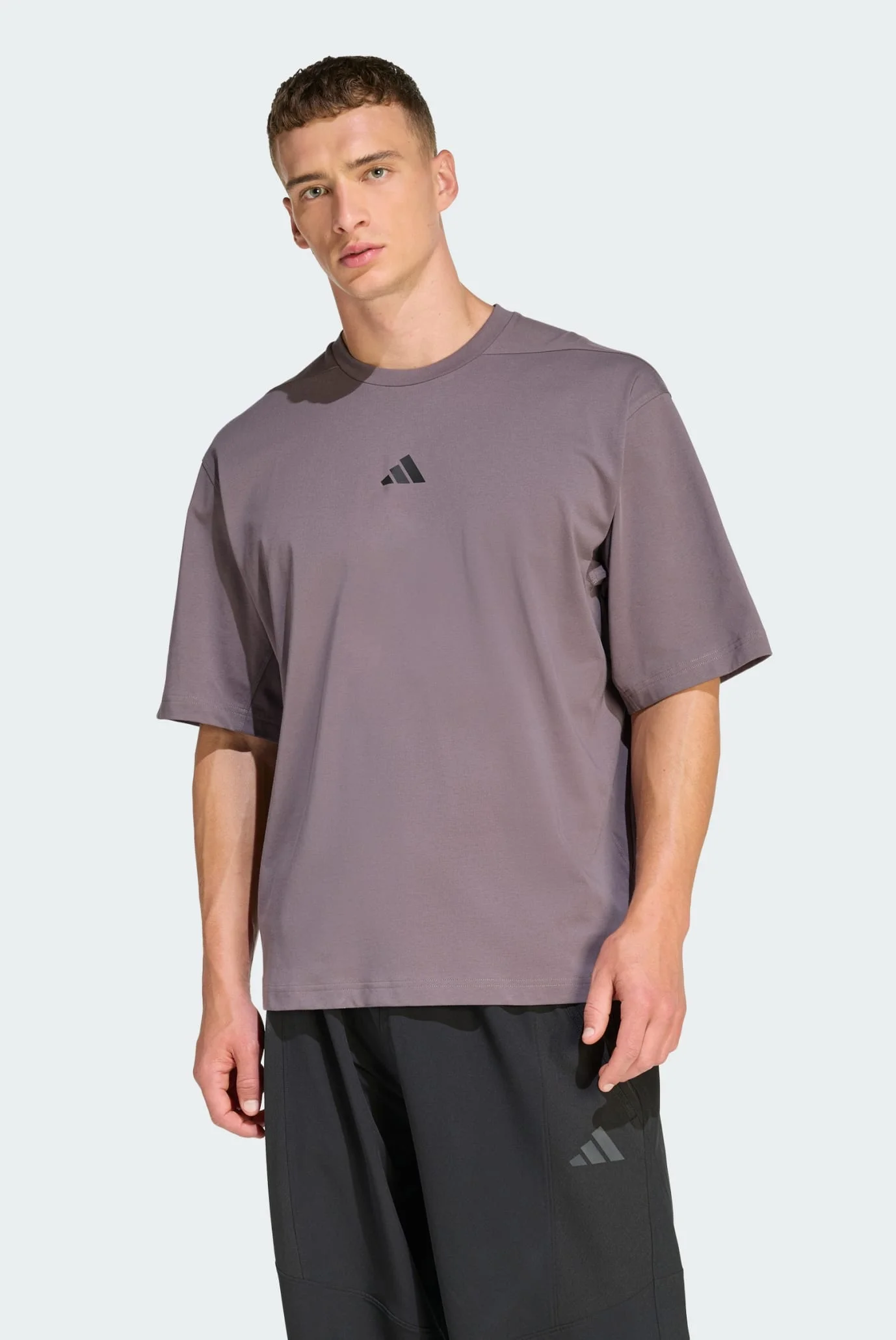 Чоловіча коричнева футболка Power Oversize adidas KD0325 — MD-Fashion