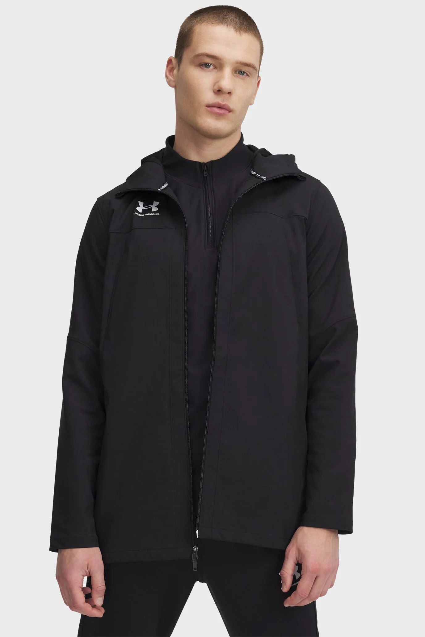 UNDER 1389182-001 черная JACKET INSULATED LW Armour Under мужская Куртка ブラック アウター ARMOUR ウォーキング・ランニングウェア