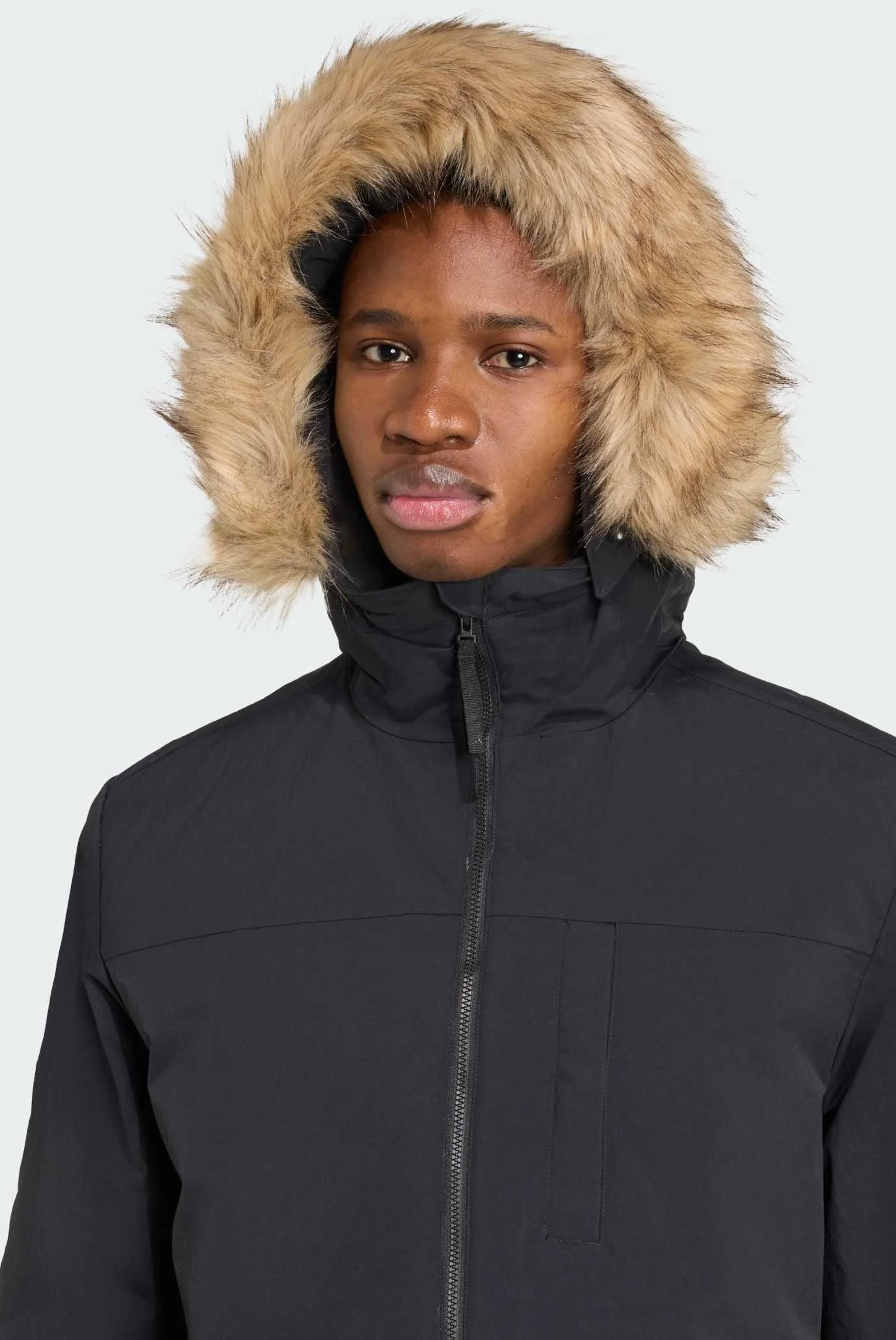 Мужская черная парка Paveric Climawarm Fur adidas JM3919 — MD-Fashion