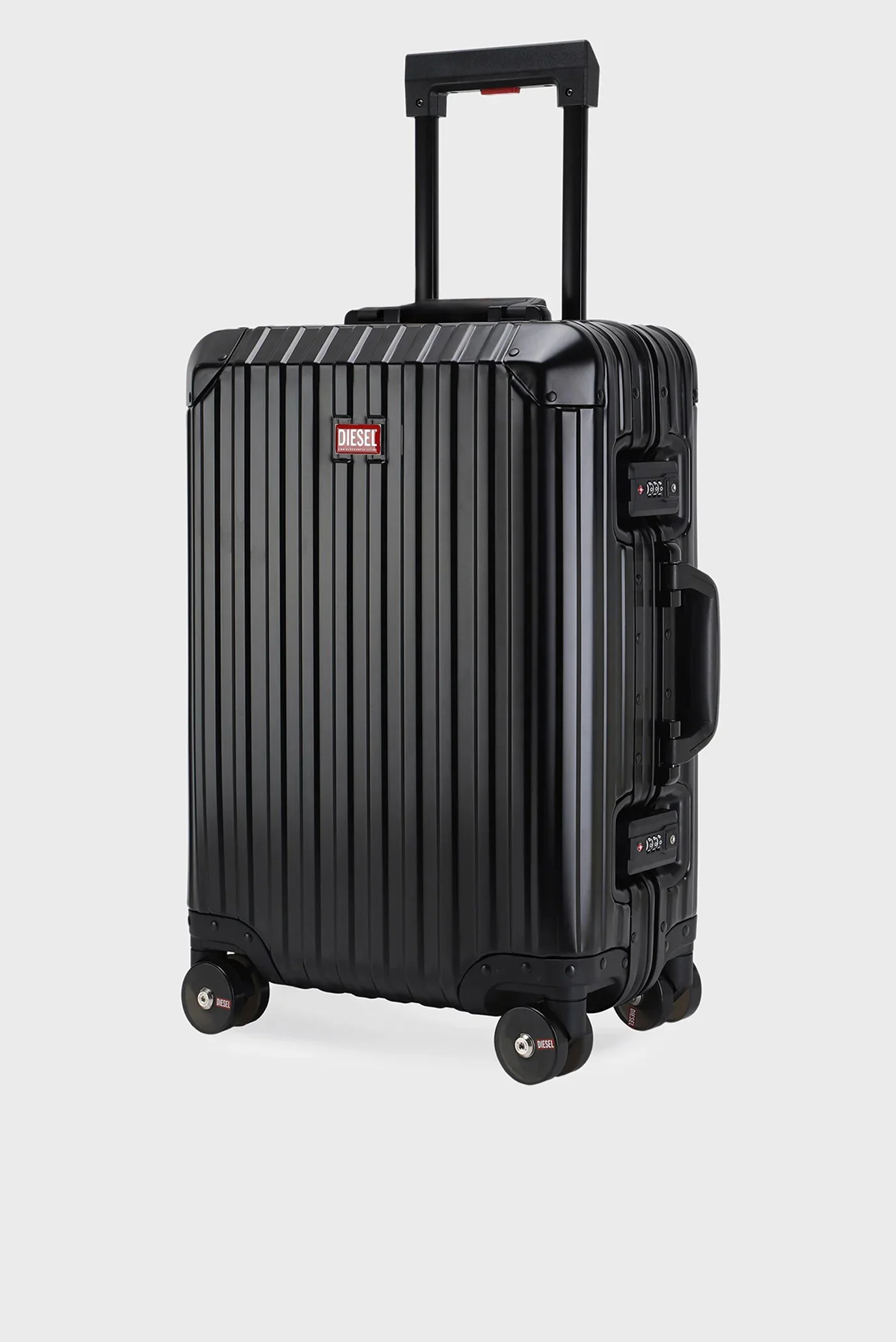 chorna-valiza-aluminum-trolley