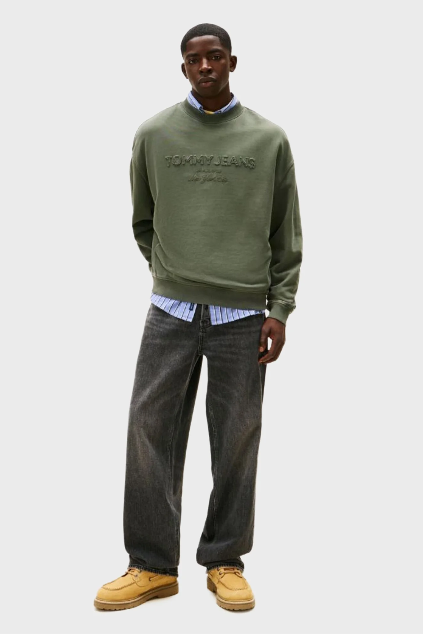 Мужской оливковый свитшот 90S NEW CLASSICS Tommy Jeans DM0DM22363