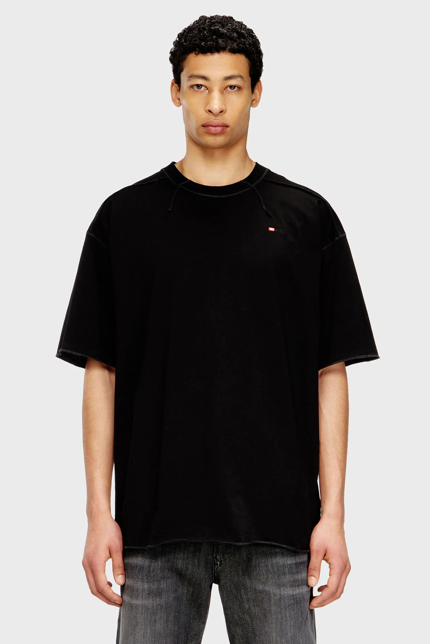 DIESEL ブラック トップス　Mサイズ Мужская черная футболка MAGLIETTA Diesel A19463 0NIAX — MD-Fashion