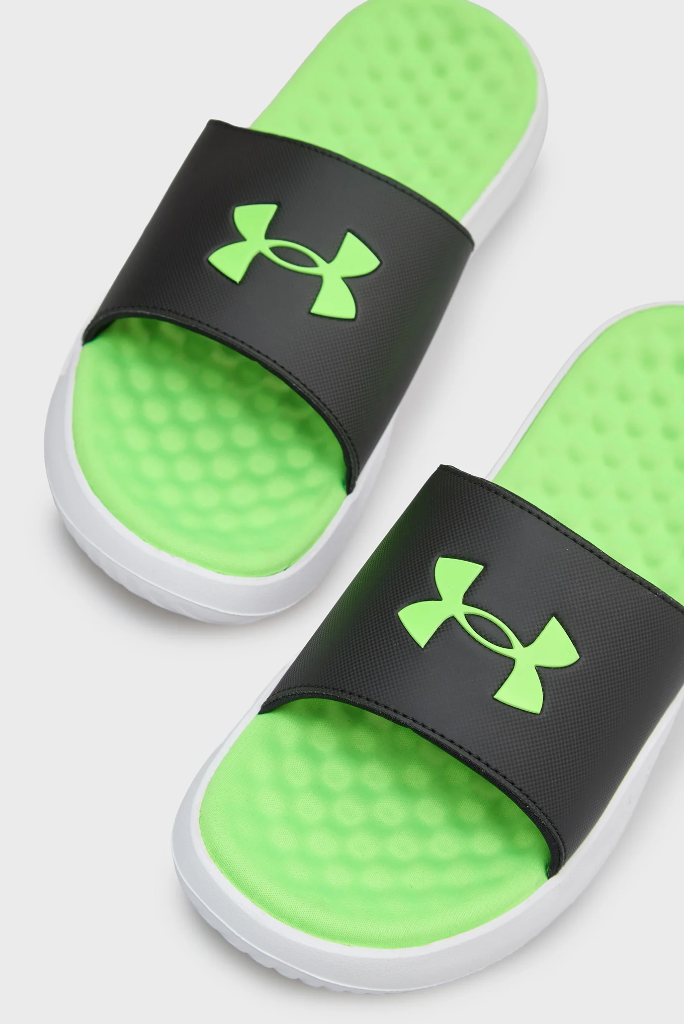 Мужские слайдеры UA Ignite Pro 8 Fix-BLK Under Armour 6010383-003