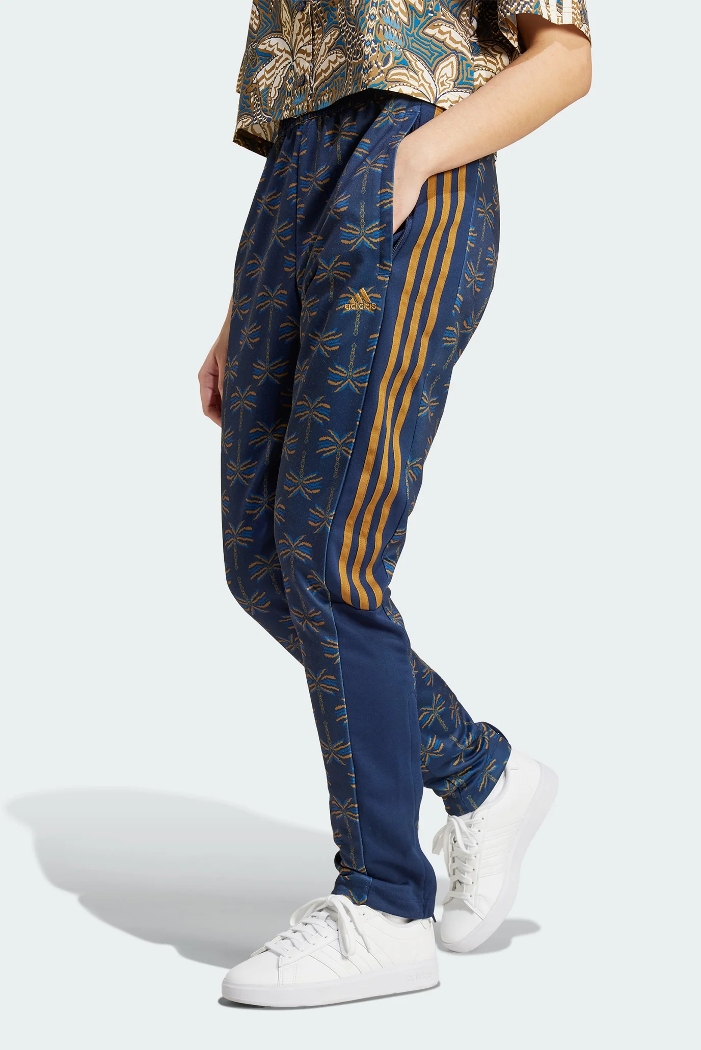 S.P.トルナイト プリズマ Женские синие спортивные брюки с узором adidas x FARM Rio Tiro