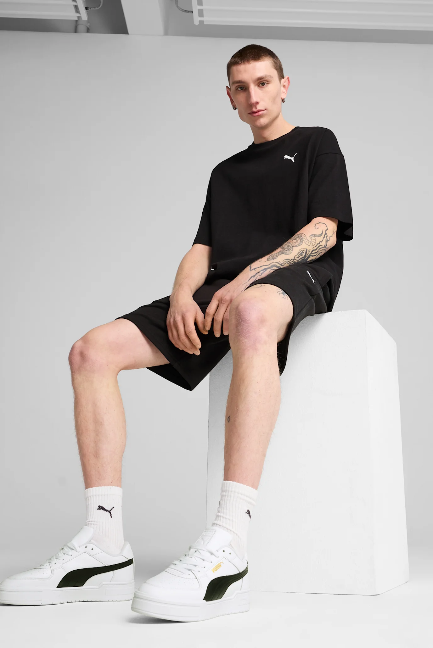 mn0626様 Мужская черная футболка WARDROBE ESS Oversized Tee Men PUMA
