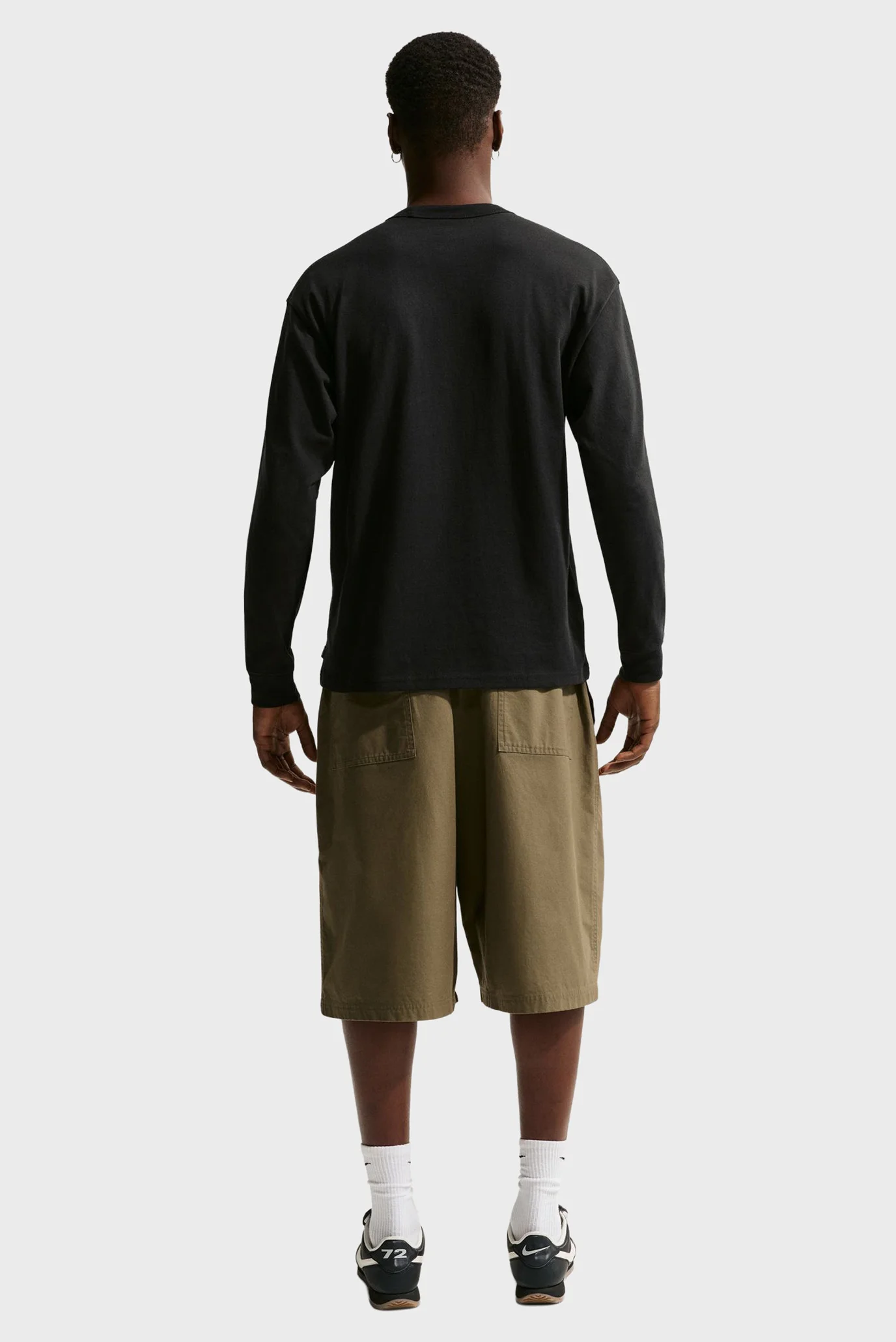 Чоловічий чорний лонгслів M NSW TEE LSE LS PREM ESS SUST Nike