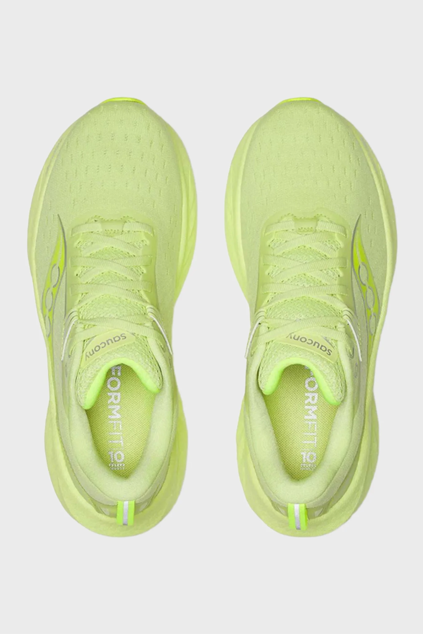 Жіночі салатові кросівки TRIUMPH 22 Saucony S10964-152 — MD-Fashion