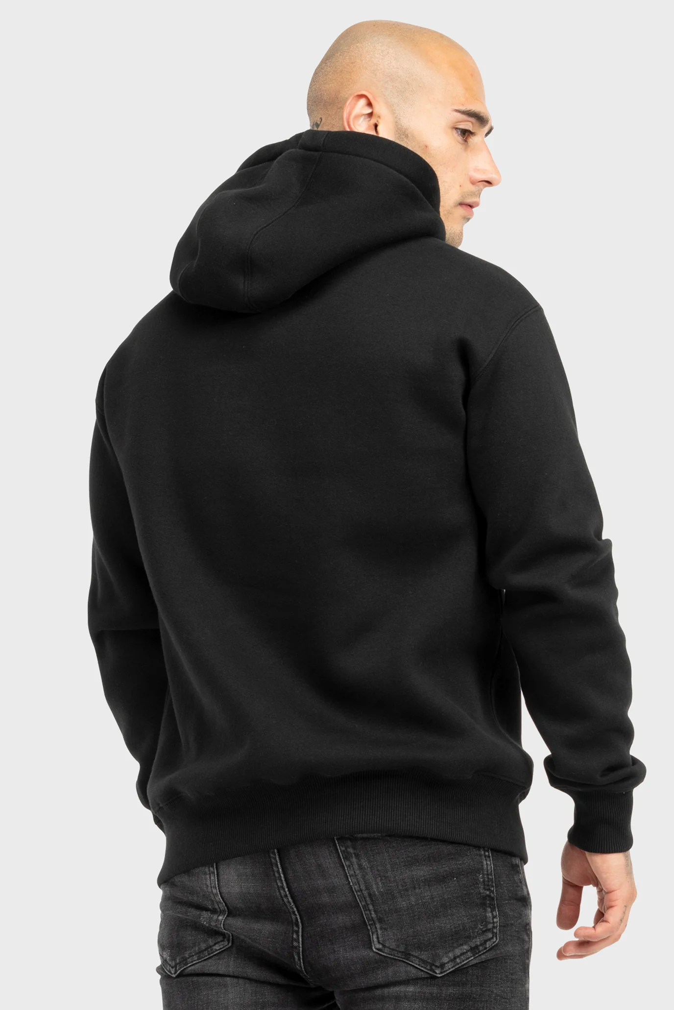 Мужское черное худи TapOut 940075 — MD-Fashion