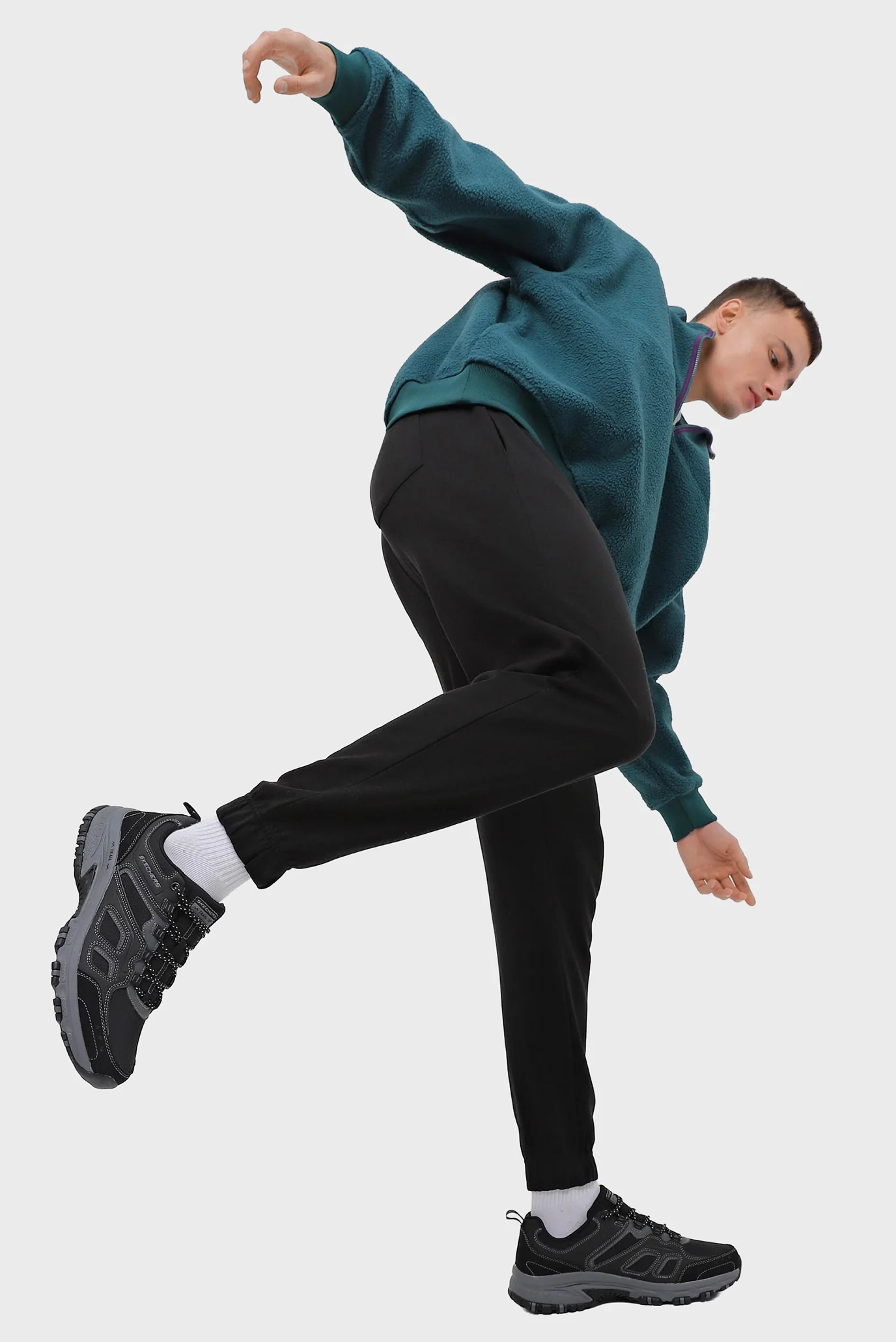 Чоловічі чорні кросівки HILLCREST Skechers 237379 BKCC — MD-Fashion